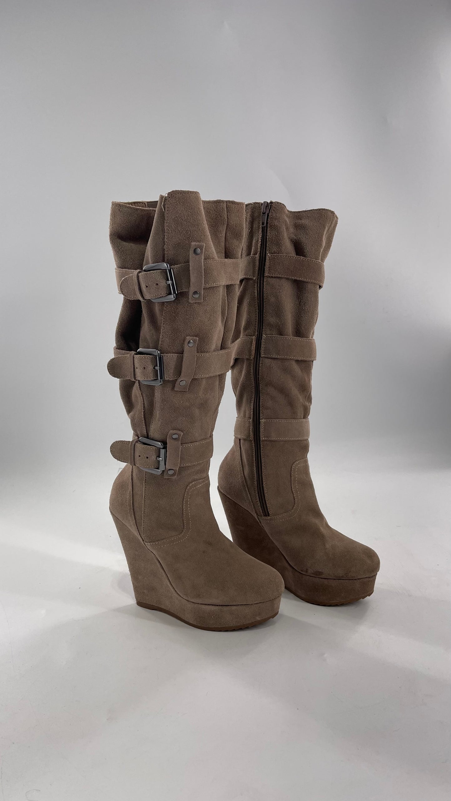 Vintage Bakers Genuine Suede Leather Gray/Tan Wedge Platform Knee High Boots with Gun Metal Buckles (6)