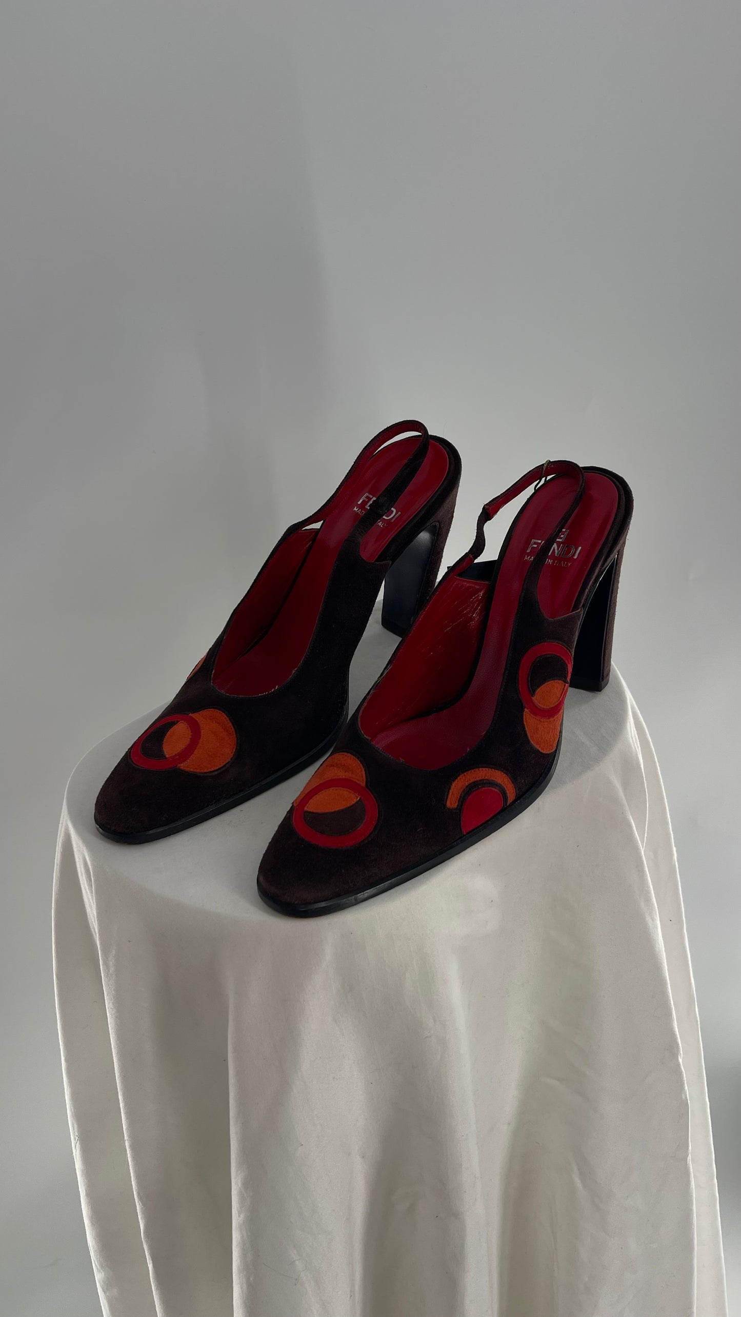 Vintage 1980s FENDI Brown Suede Leather Heel with Abstract Orange/Red Circles and Curved Heel (8)