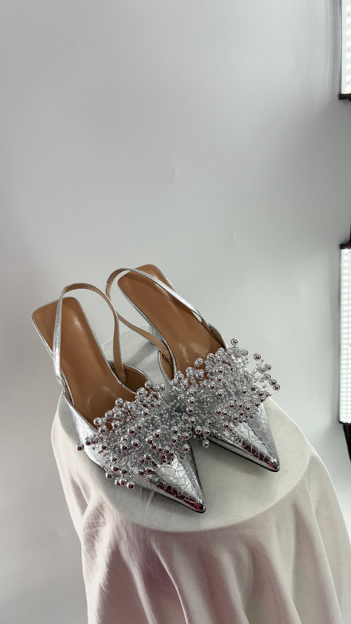 Chrome Silver Pointed Toe Slingback Kitten Heels with Abstract Detail (42)