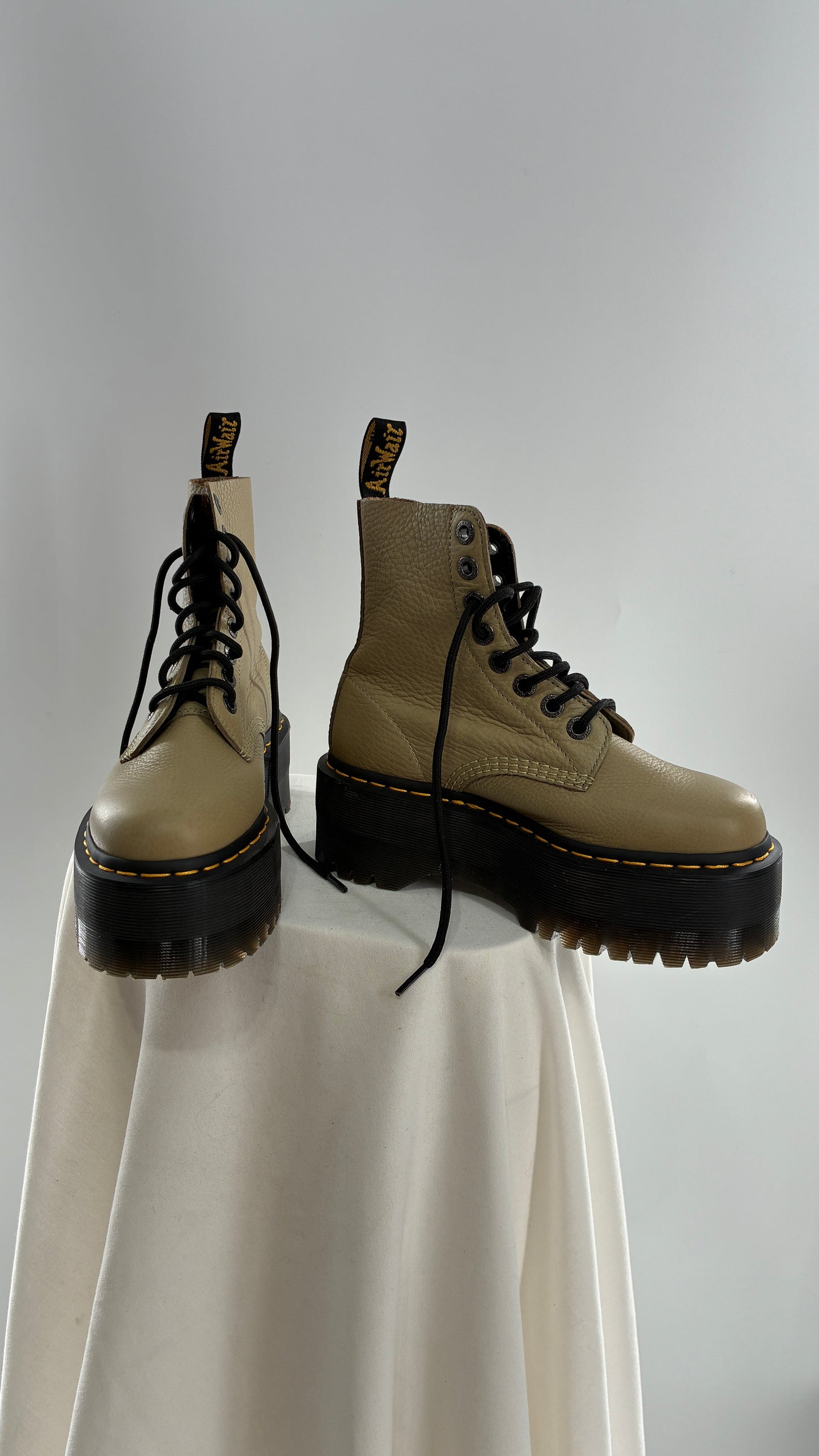 Vintage Dr. Martens 1460 Pascal Max Platform Pale Olive Pisa Boot (6L)