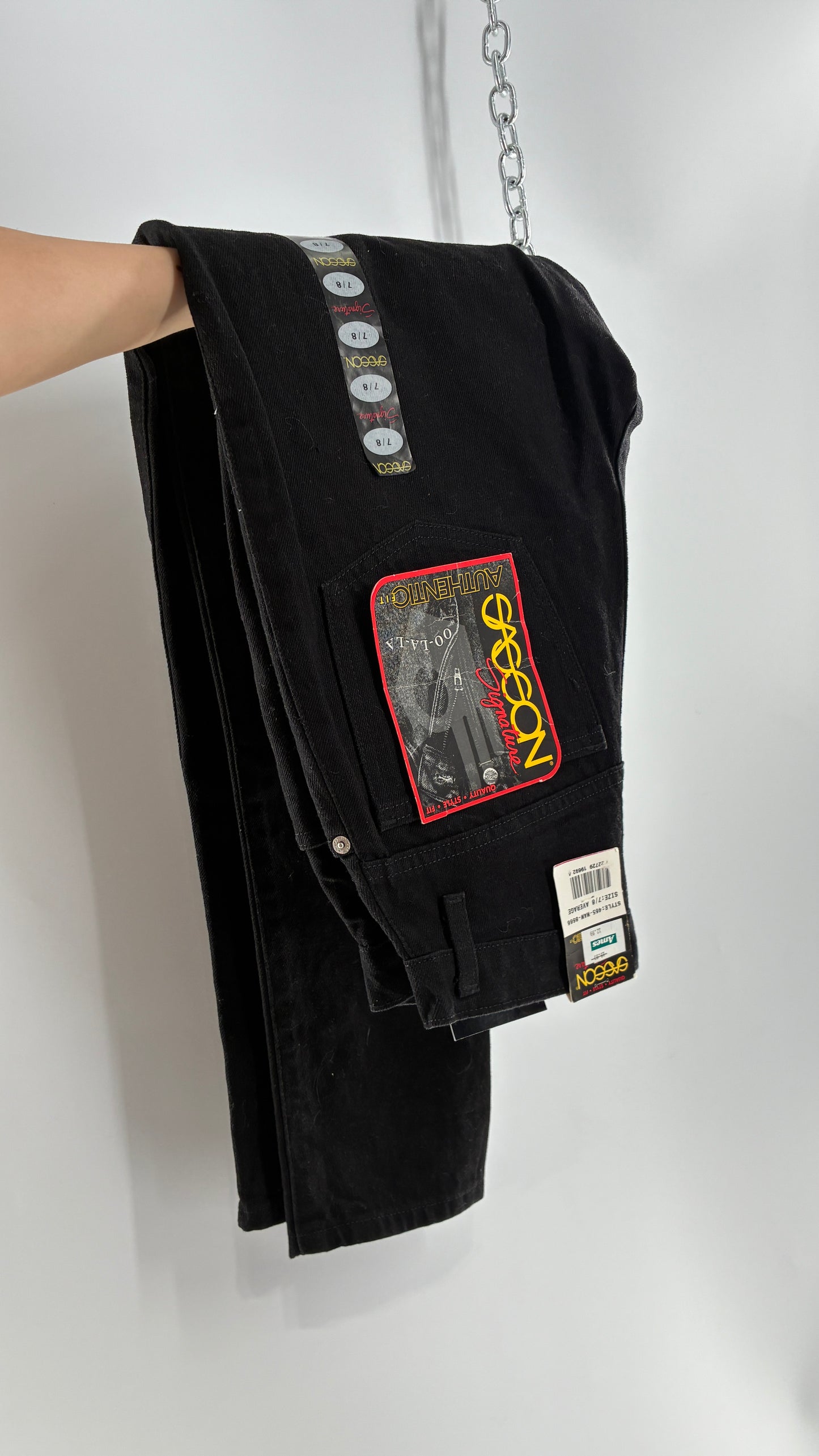 Deadstock Vintage 1980s SASSON Black High Waisted Mom Jean (7/8)