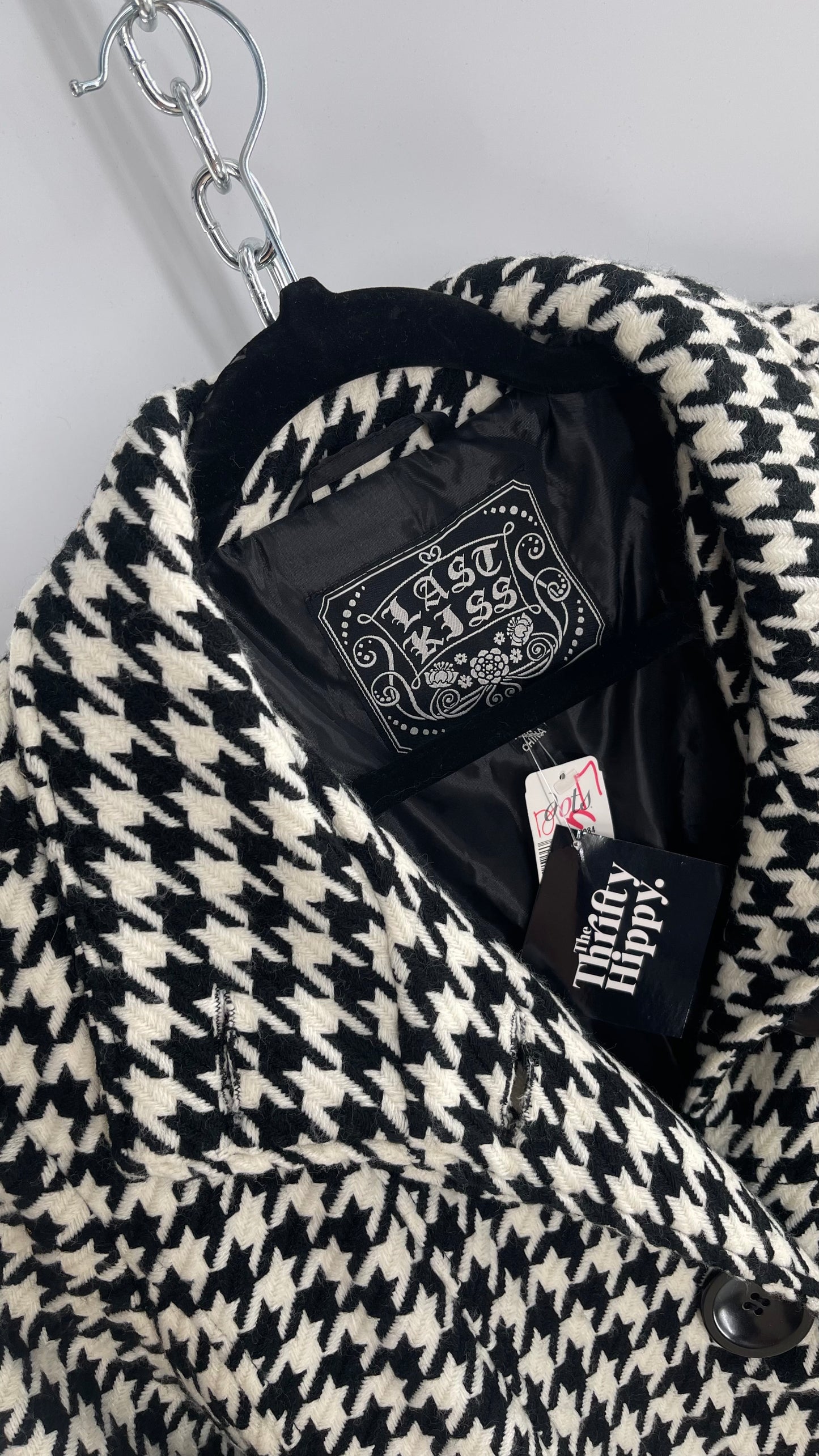 Deadstock Vintage Last Kiss Houndstooth Coat with Bubble Sleeve, Waist Tie, and Sweeping Hem (XXL)