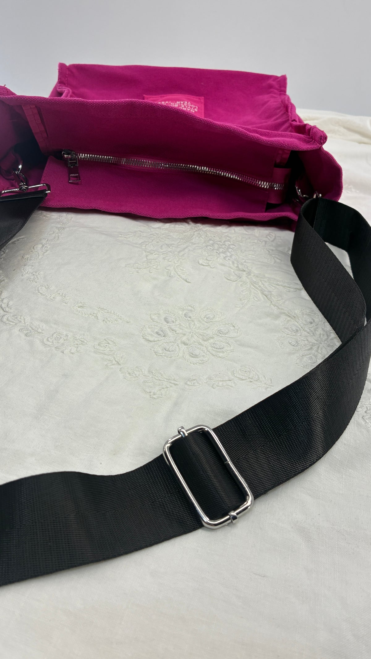 Vintage Unauthenticated MARC JACOBS Hot Pink The Book Bag