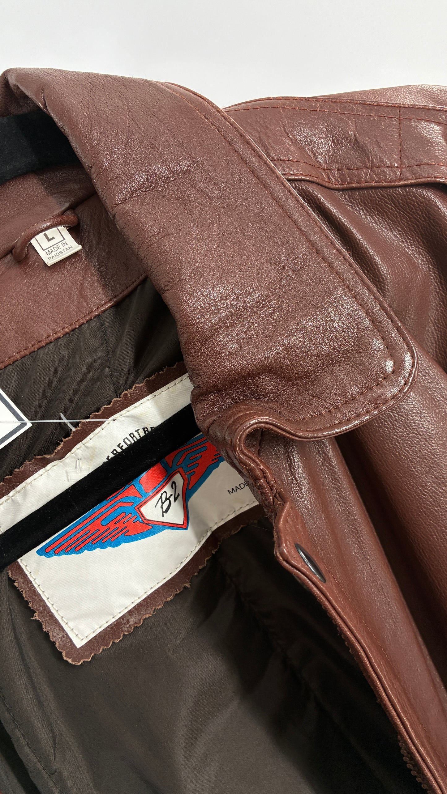 Vintage SUPER FORTRESS B2 Brown Leather Bomber Jacket (Large)