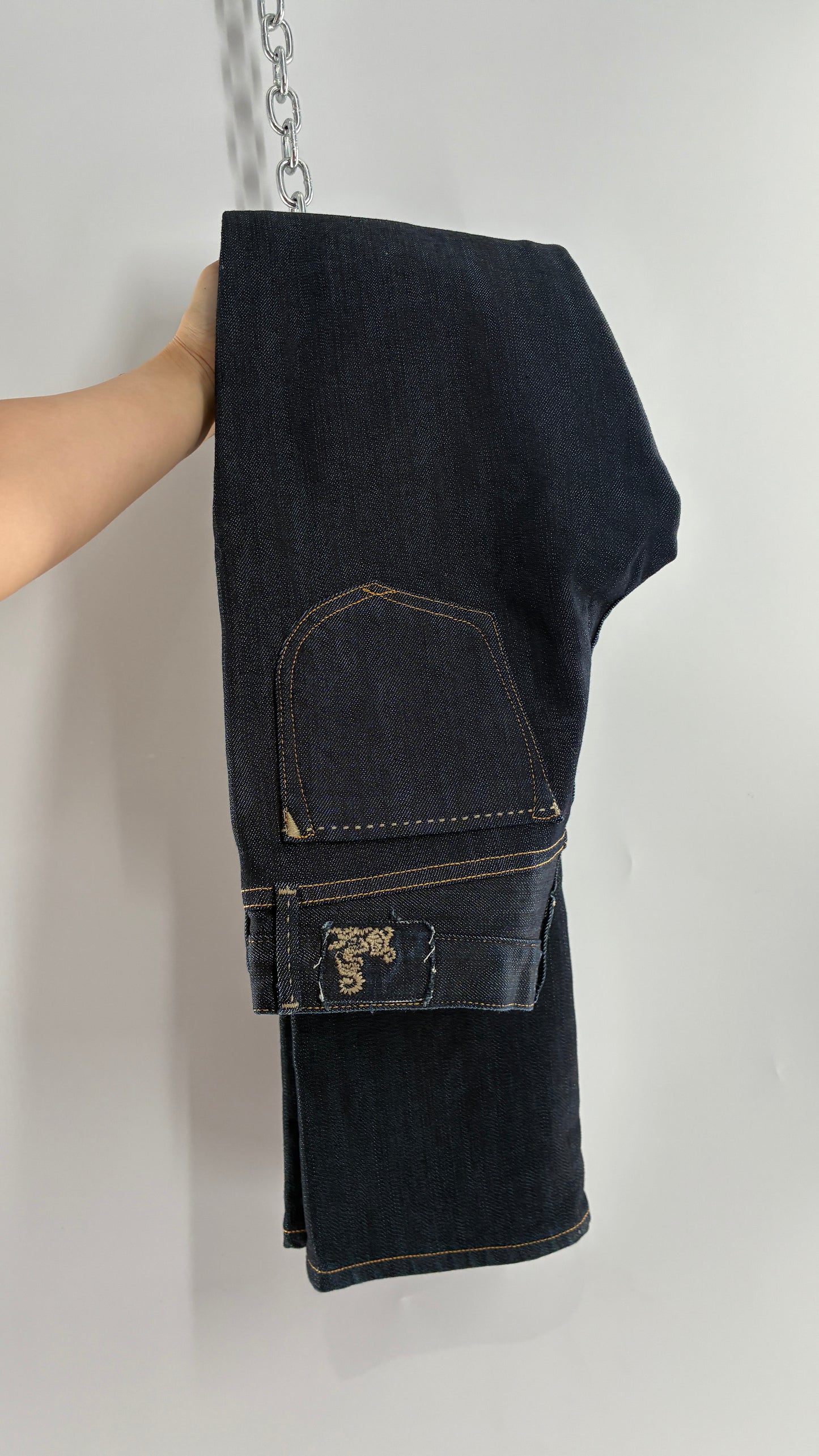 Vintage GOLD SIGN Dark Wash Low Rise Jeans (26)