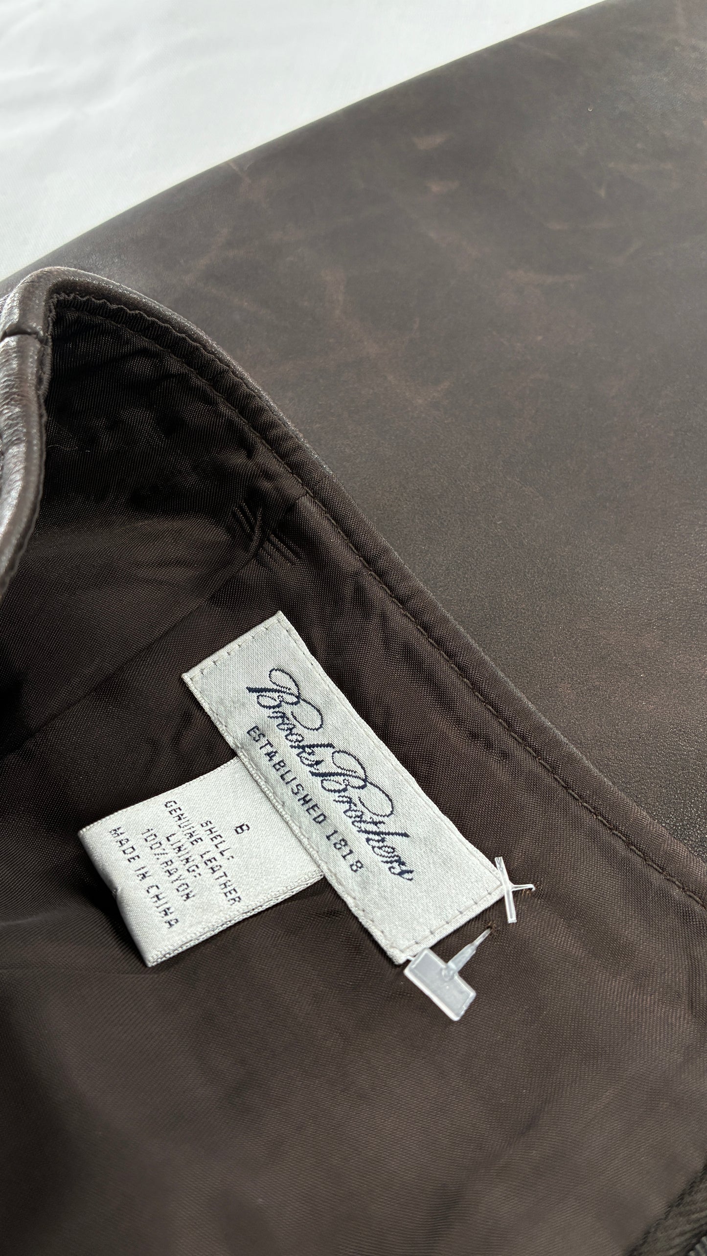 Vintage BROOKS BROTHERS Brown Distressed Genuine Leather Skirt (6)