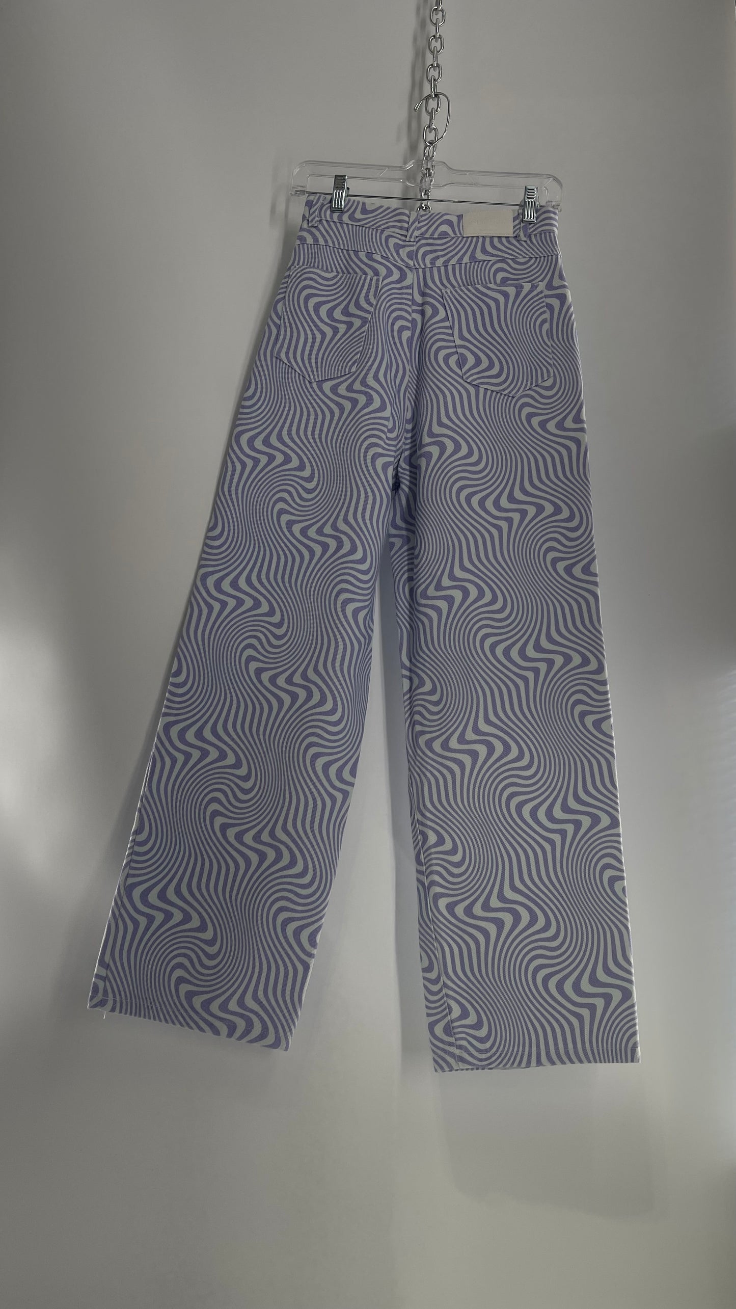 Shekou New Zealand Wavy Patterned Straight Legs (Small)