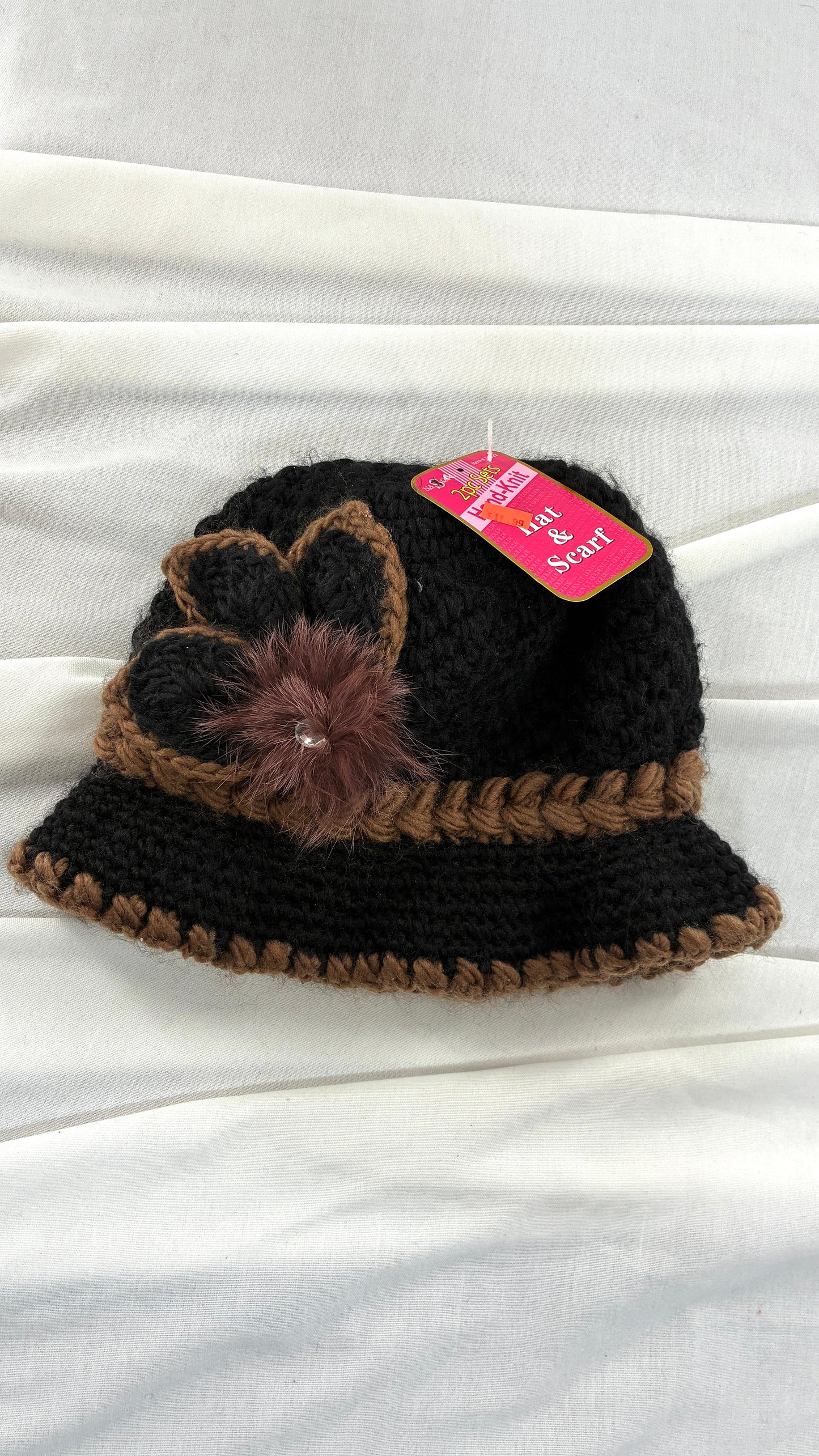 Vintage Knit Lil Bucket Hat with Feathered Floral Appliqué