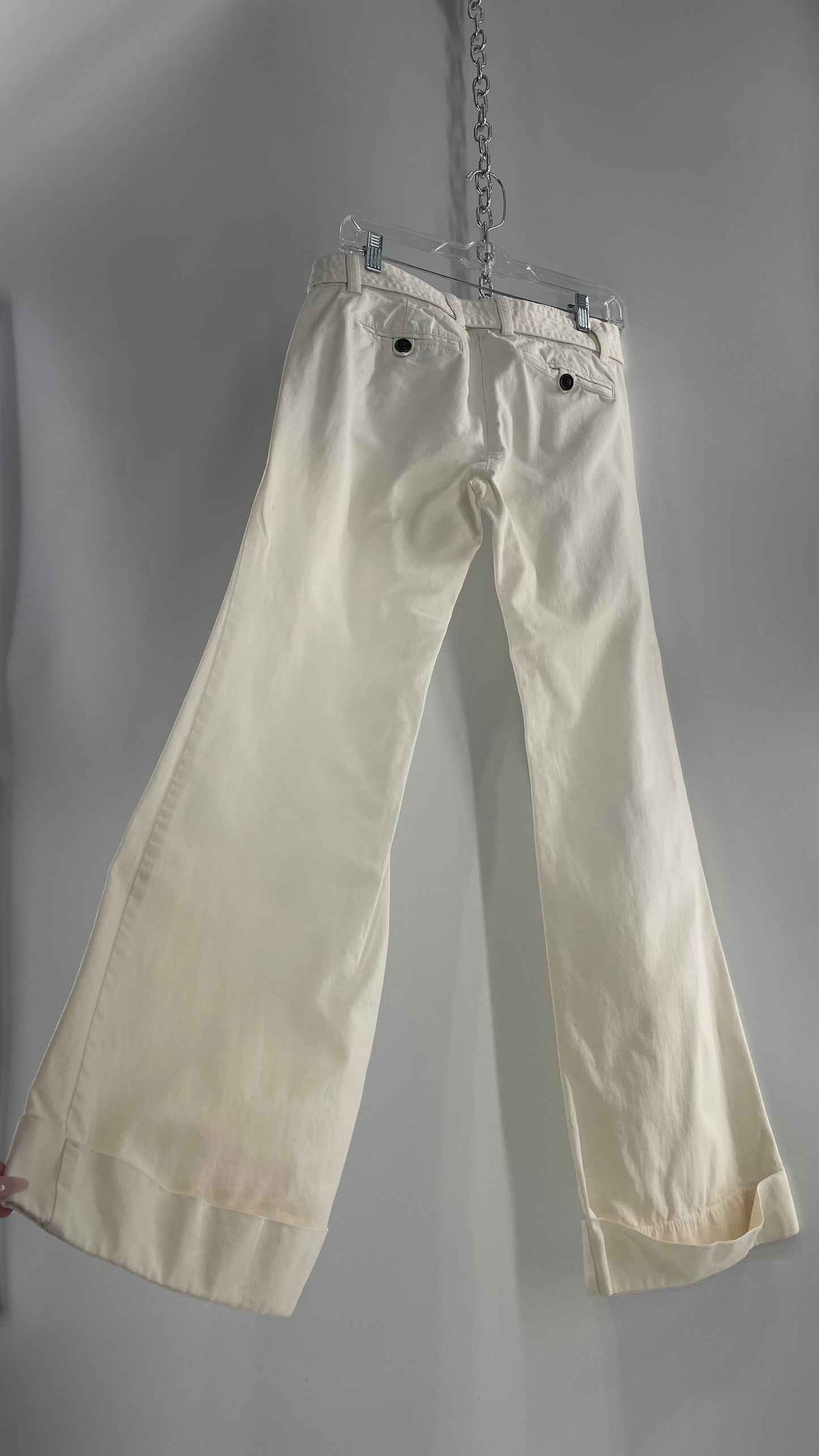 Ann Taylor 90s White Kick Flare Low Waist with Buckle Waistline (2)