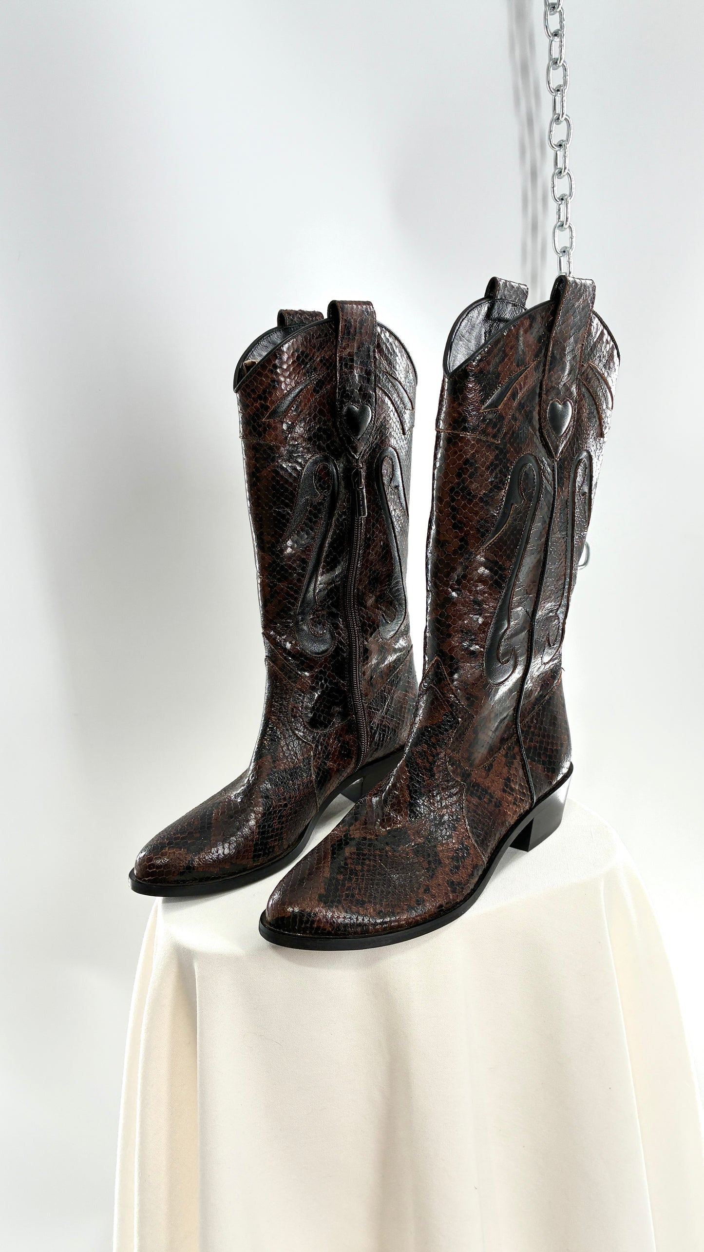 Vintage LABLANC Snakeskin Cowboy Boots with Hearts Made in Italy (36)