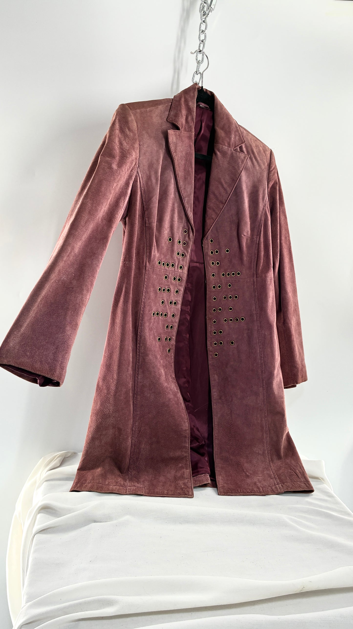 Vintage BANDOLINO Genuine Suede Dusty Mauve Coat with Gold Grommet Detailing (Small)