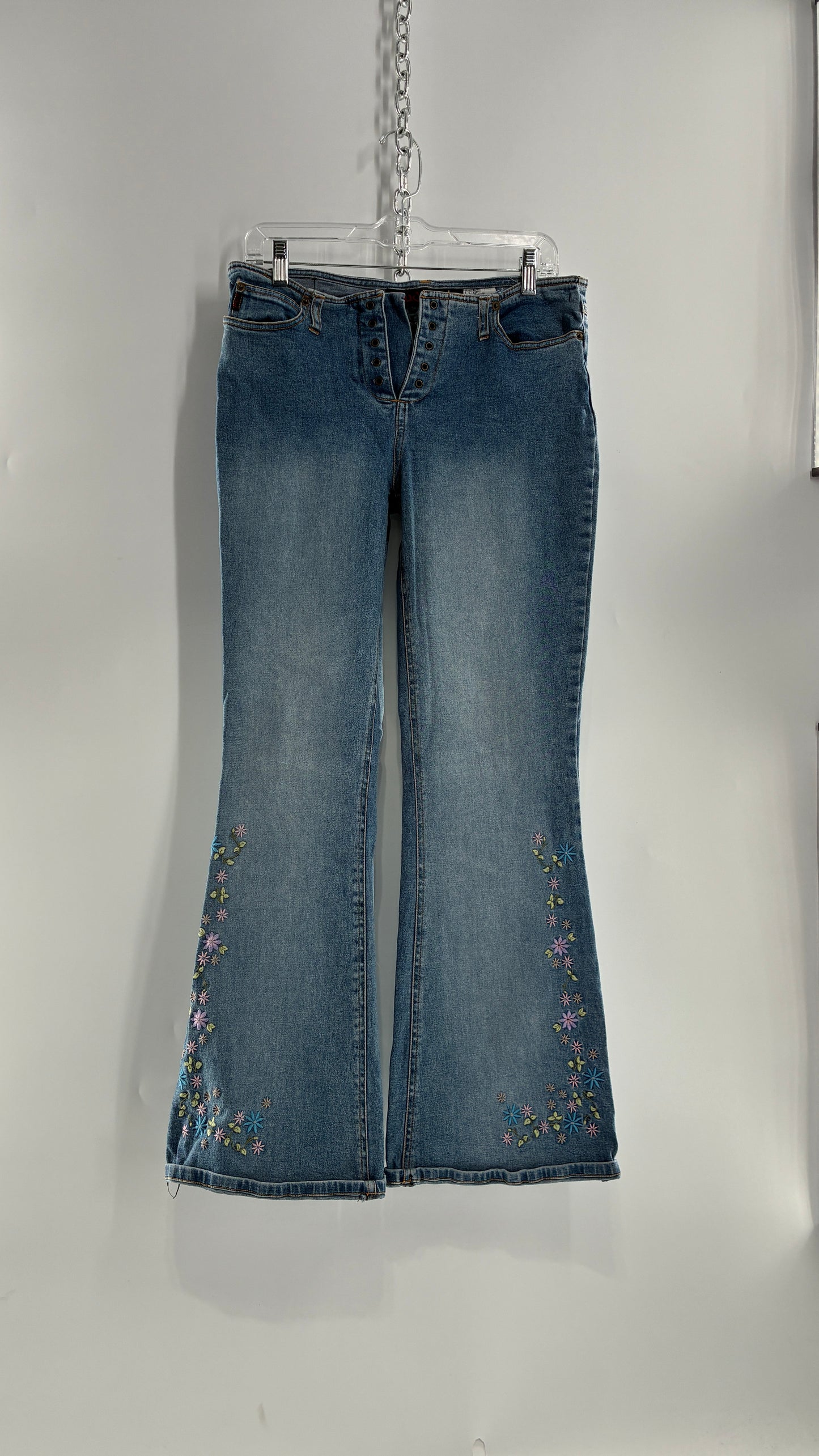 Vintage MUDD Light Wash, Low Rise Jeans with Grommet Waistband and Embroidered Florals (11)