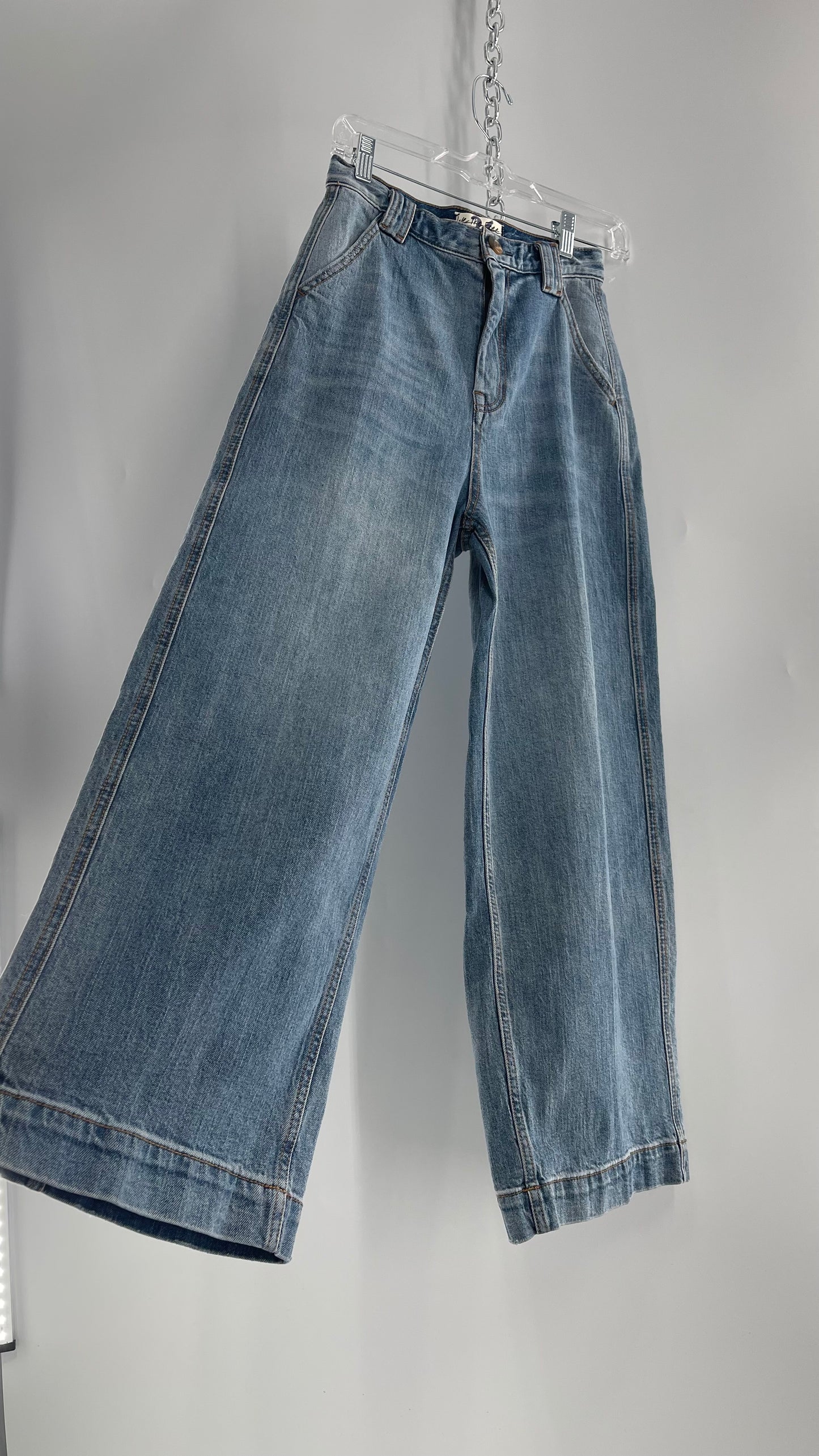 Free People Light Wash Wide Leg Slouchy Jeans (26)