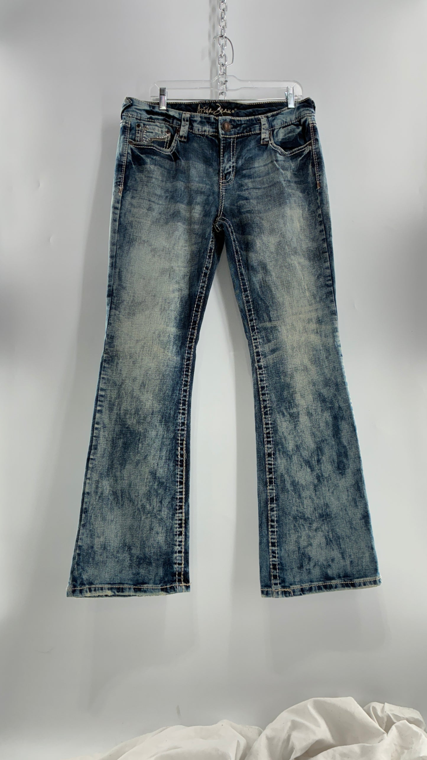 Vintage ARIYA JEANS Acid Washed Kick Flares with Embroidered Pockets (15/16)
