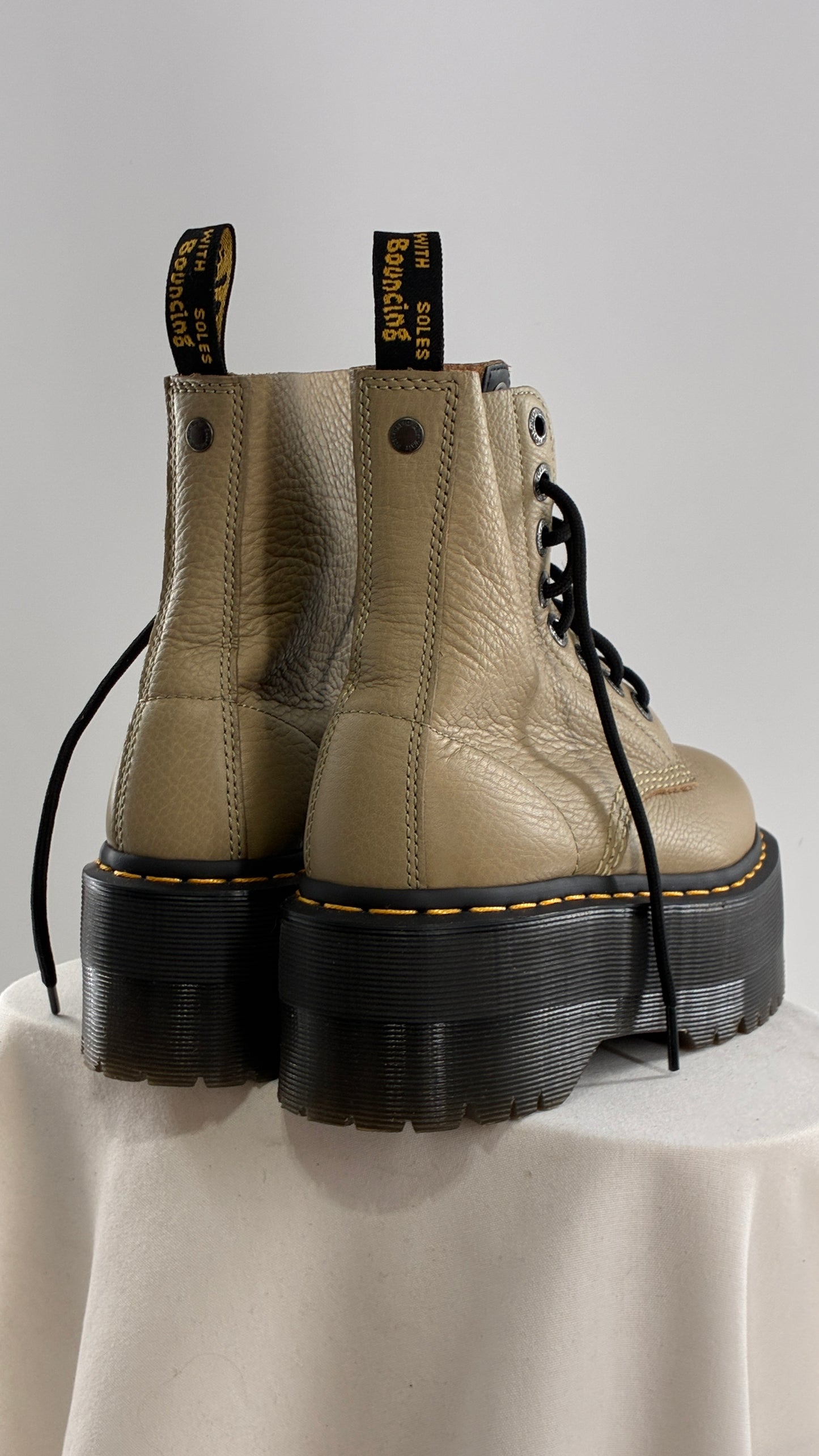 Vintage Dr. Martens 1460 Pascal Max Platform Pale Olive Pisa Boot (6L)