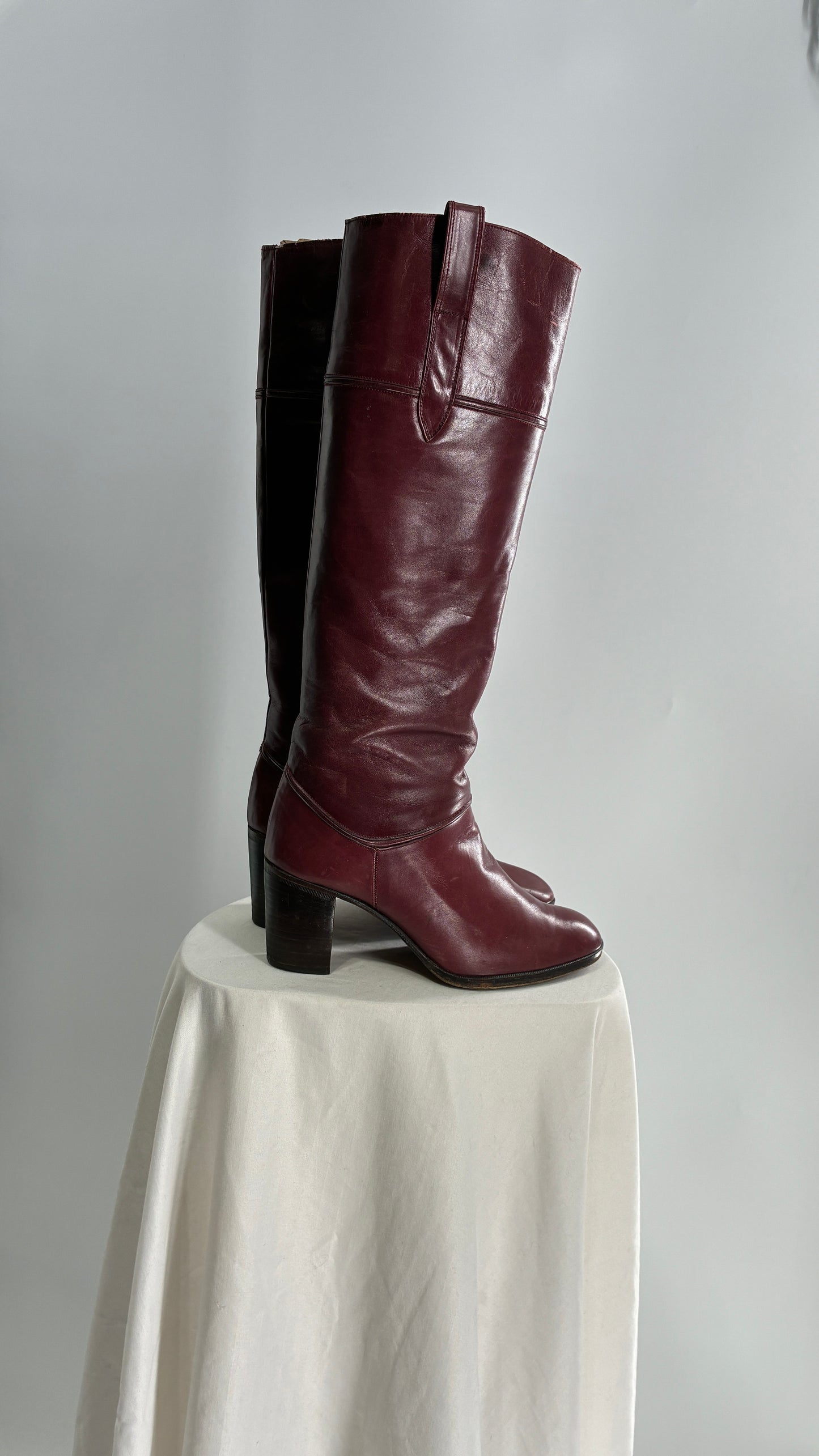Vintage Red Leather Round Toe Knee High Boots Made in Spain Boots (38)