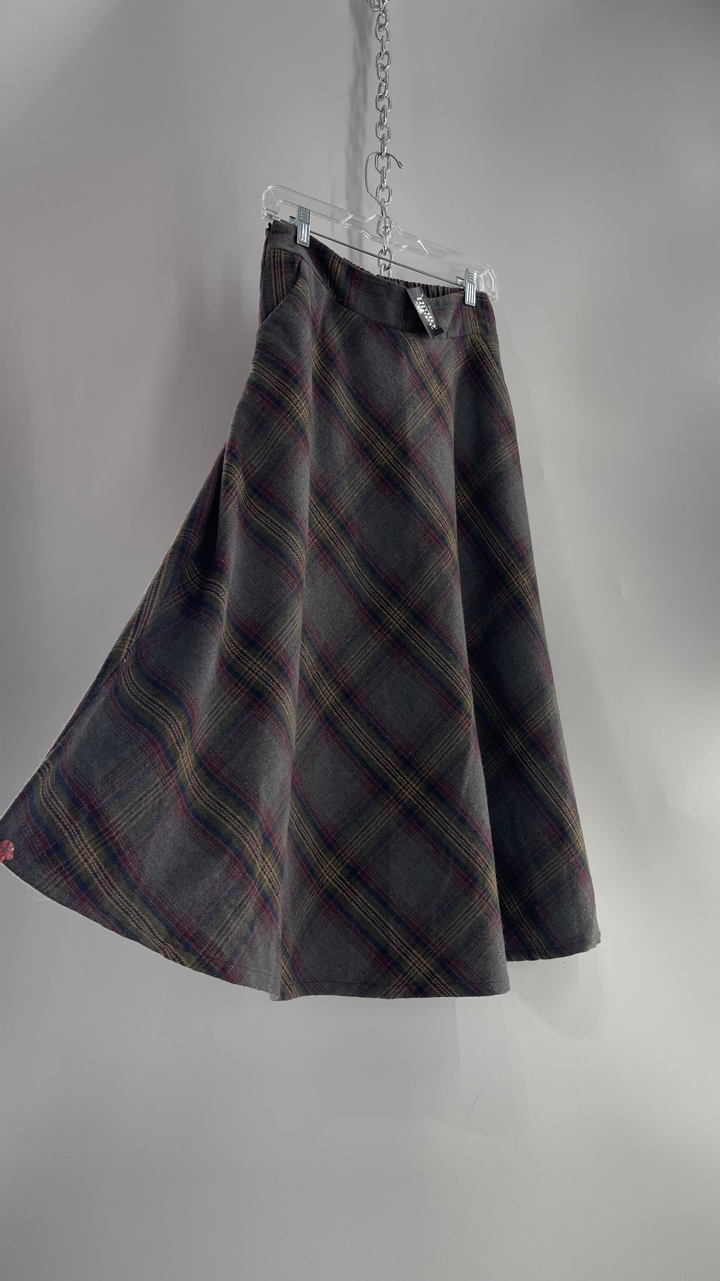 Vintage Gray Plaid Knit Full Length Skirt (Small/28 Waist)