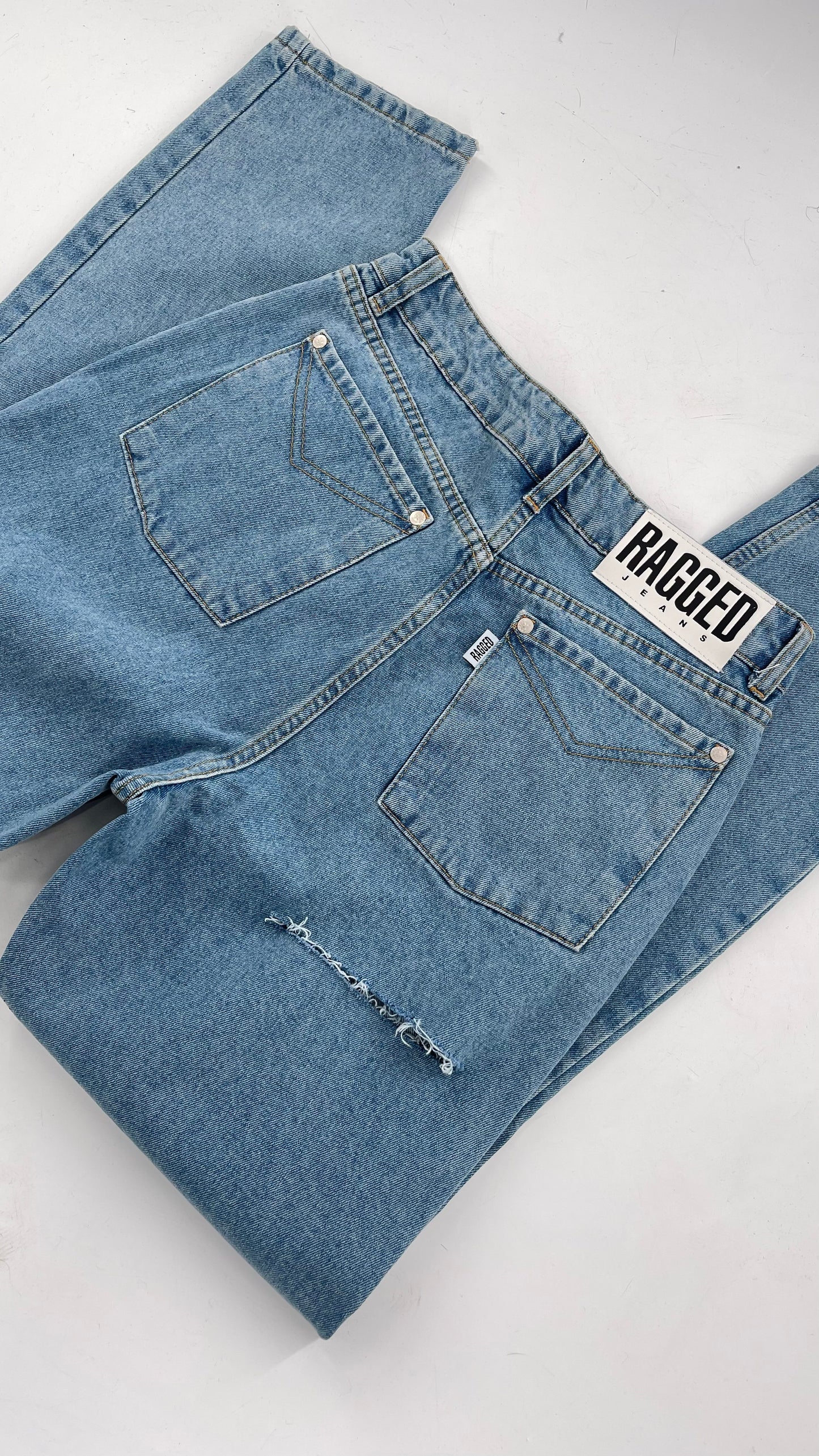 RAGGED PRIEST Free People Light Wash High Waisted Mom Jeans with Bum Tear with Tags Attached (30)