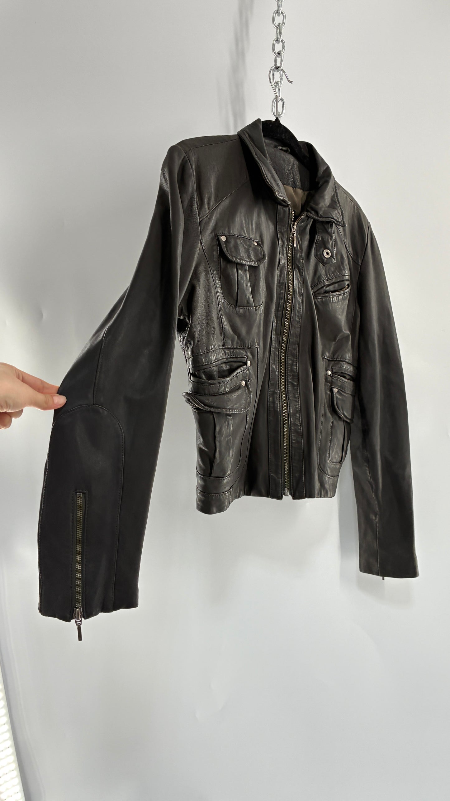 Vintage IDENTIFY Soft Genuine Leather Jacket with High Neck and Multi Pocket Details (Medium)