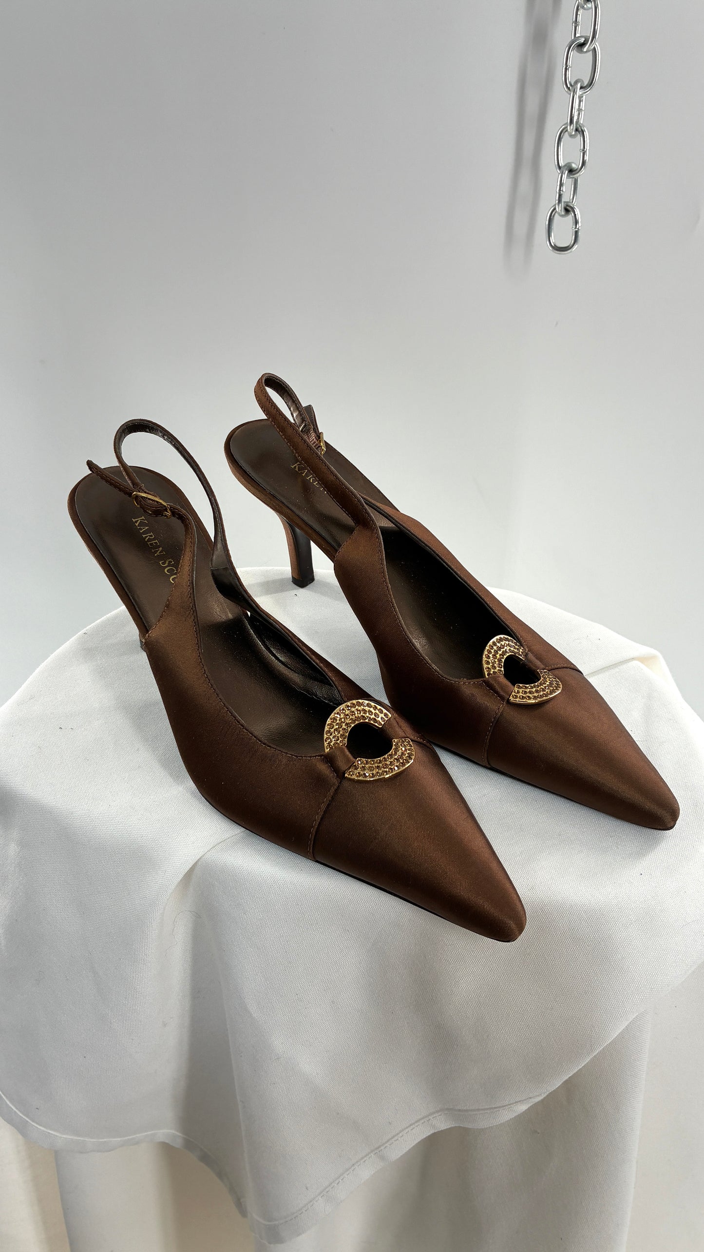 Vintage 1990s Karen Scott Satin Pointed Toe Kitten Heel (7.5)
