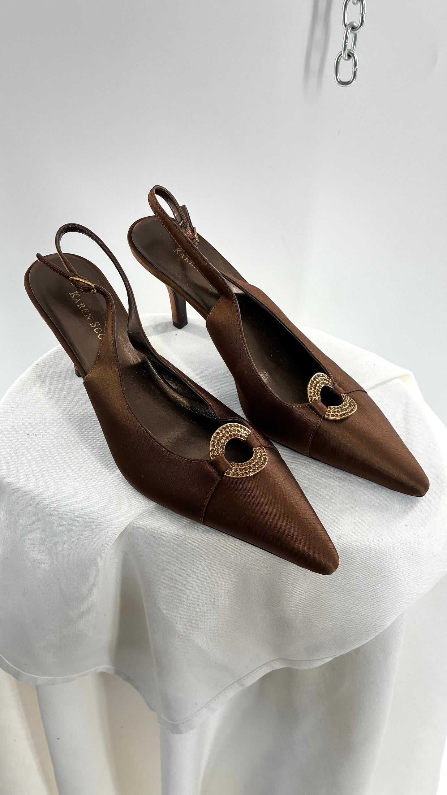 Vintage 1990s Karen Scott Satin Pointed Toe Kitten Heel (7.5)