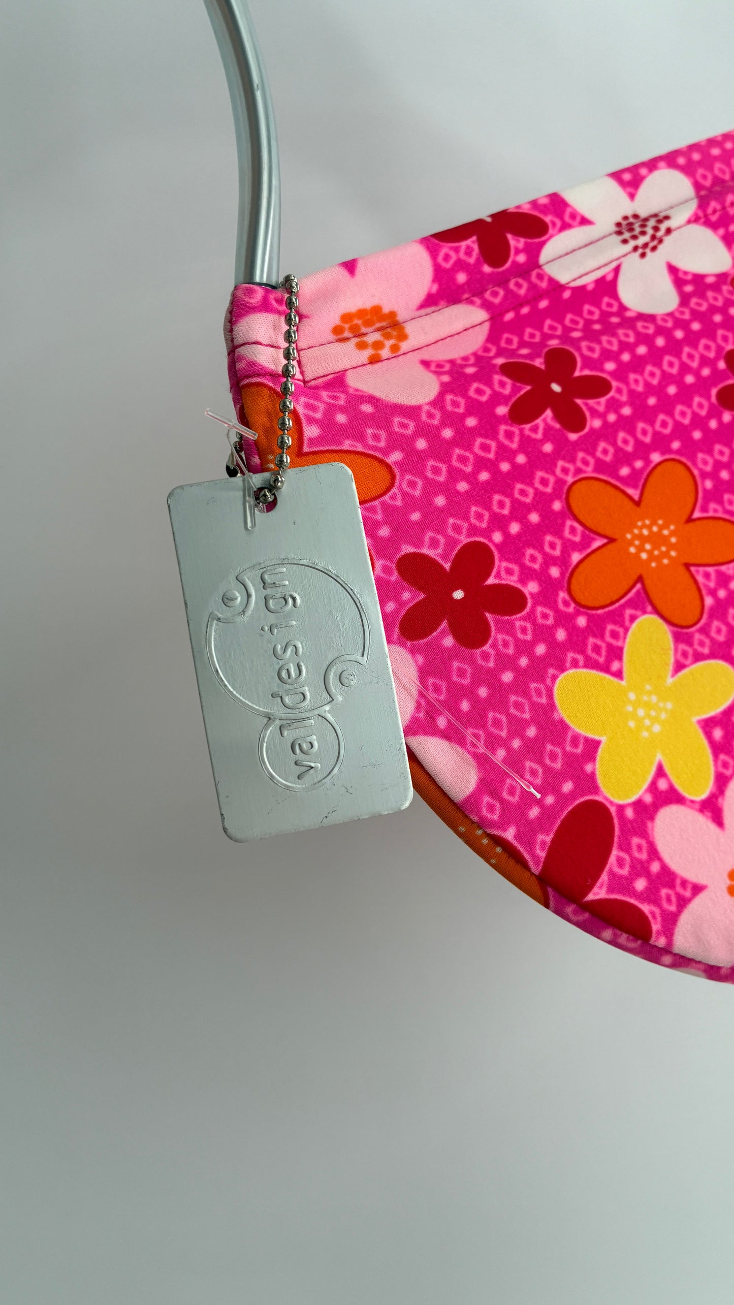 VALDESIGN Half Circle Pink Floral 2D Hand Bag with Metal Abstract Handbag