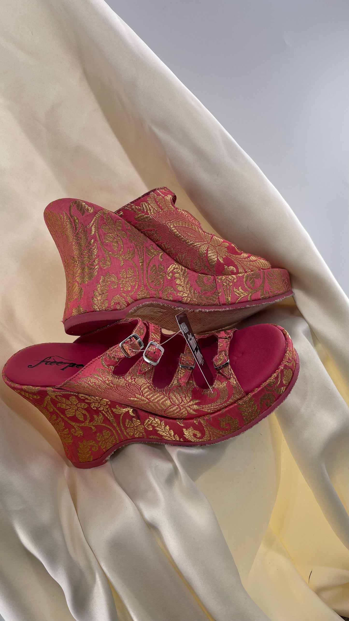 Free People Hot Pink Hoffman Buckle Front Wedge Heels with Satin Gold Paisley/Brocade Pattern (37)