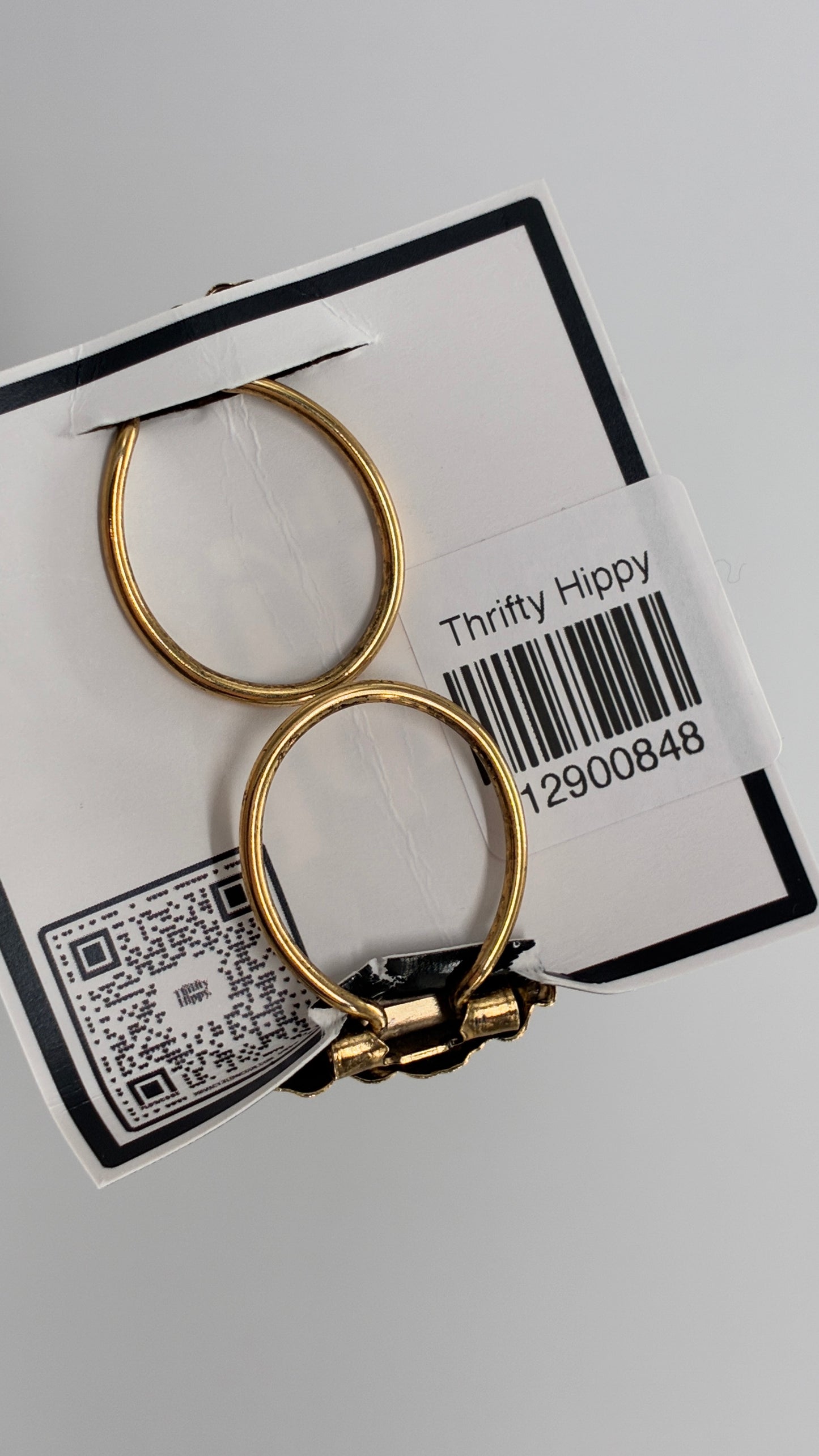 Vintage Bronze Gold Ornate Engraved Wreath Scarf Ring Loop