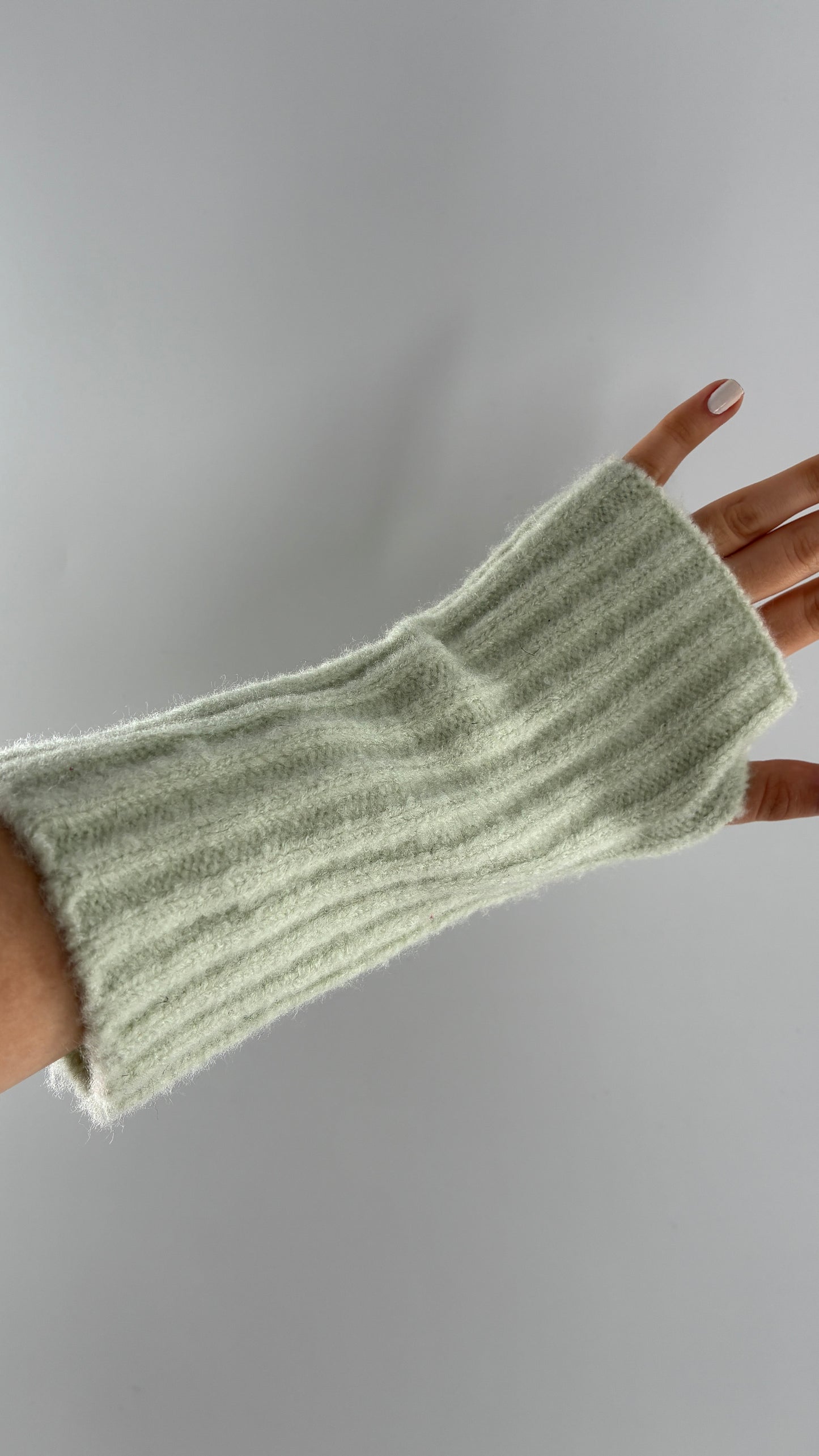Free People Mint Green Ribbed Knit Arm Warmers with Thumb Hole
