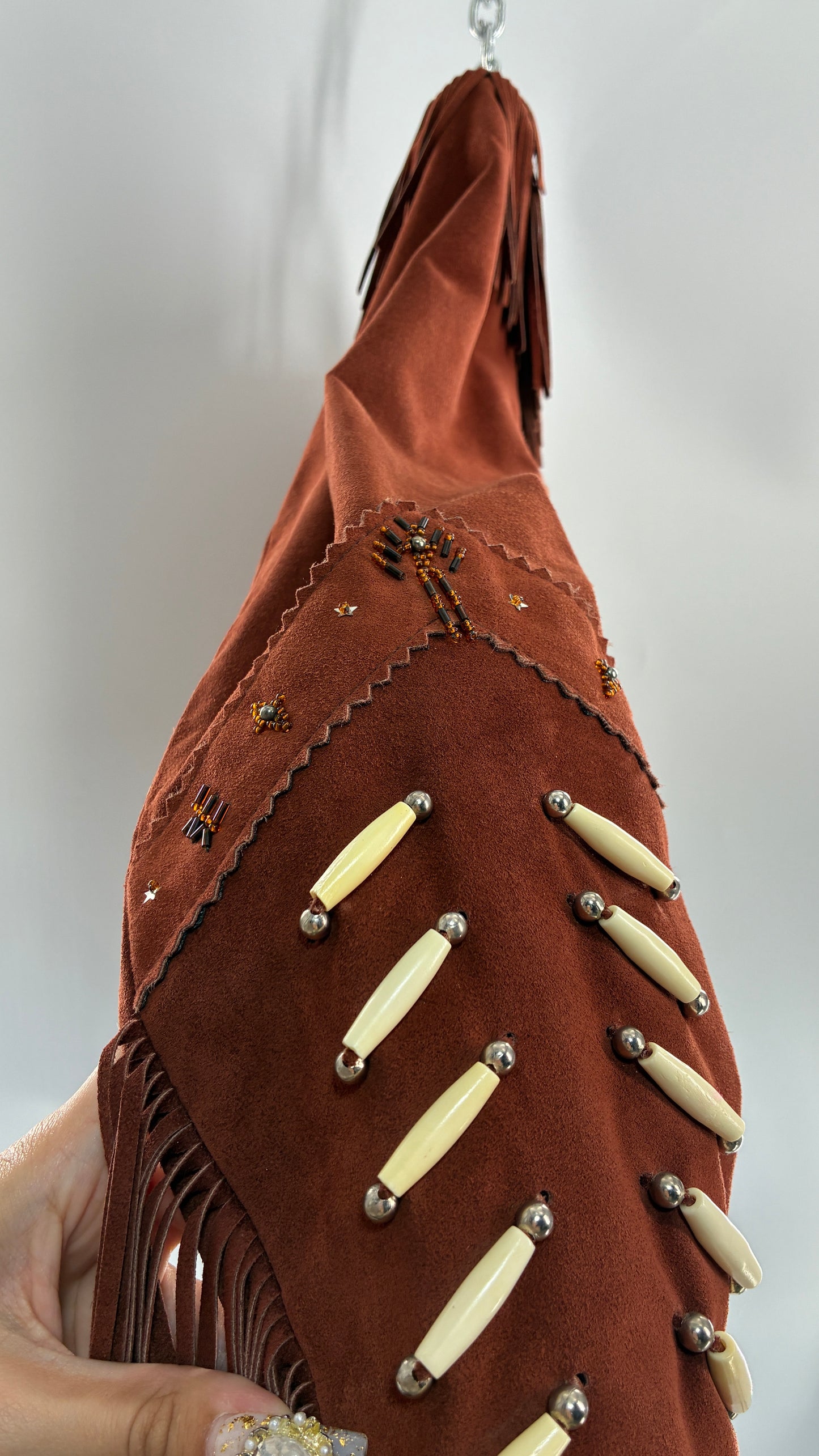 Vintage 1970s Suede Made in Old Senora Mexico Rust Thick Heavy Duty Suede Leather Jacket with Pointed Hemline, Beaded Details and Fringe Design (8)