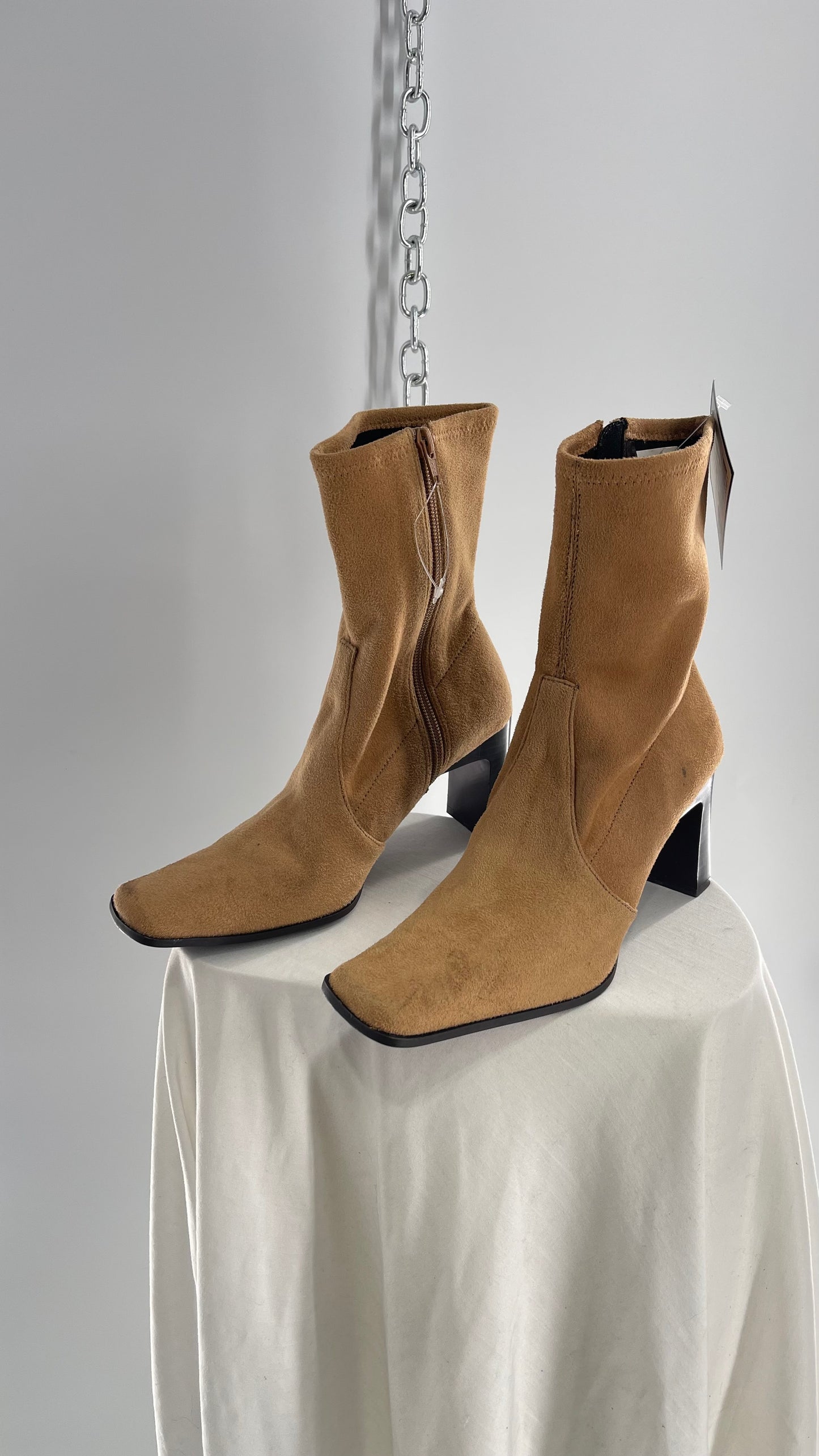 Vintage PREDICTIONS Tan Square Toe Block Heel Booties (6.5)