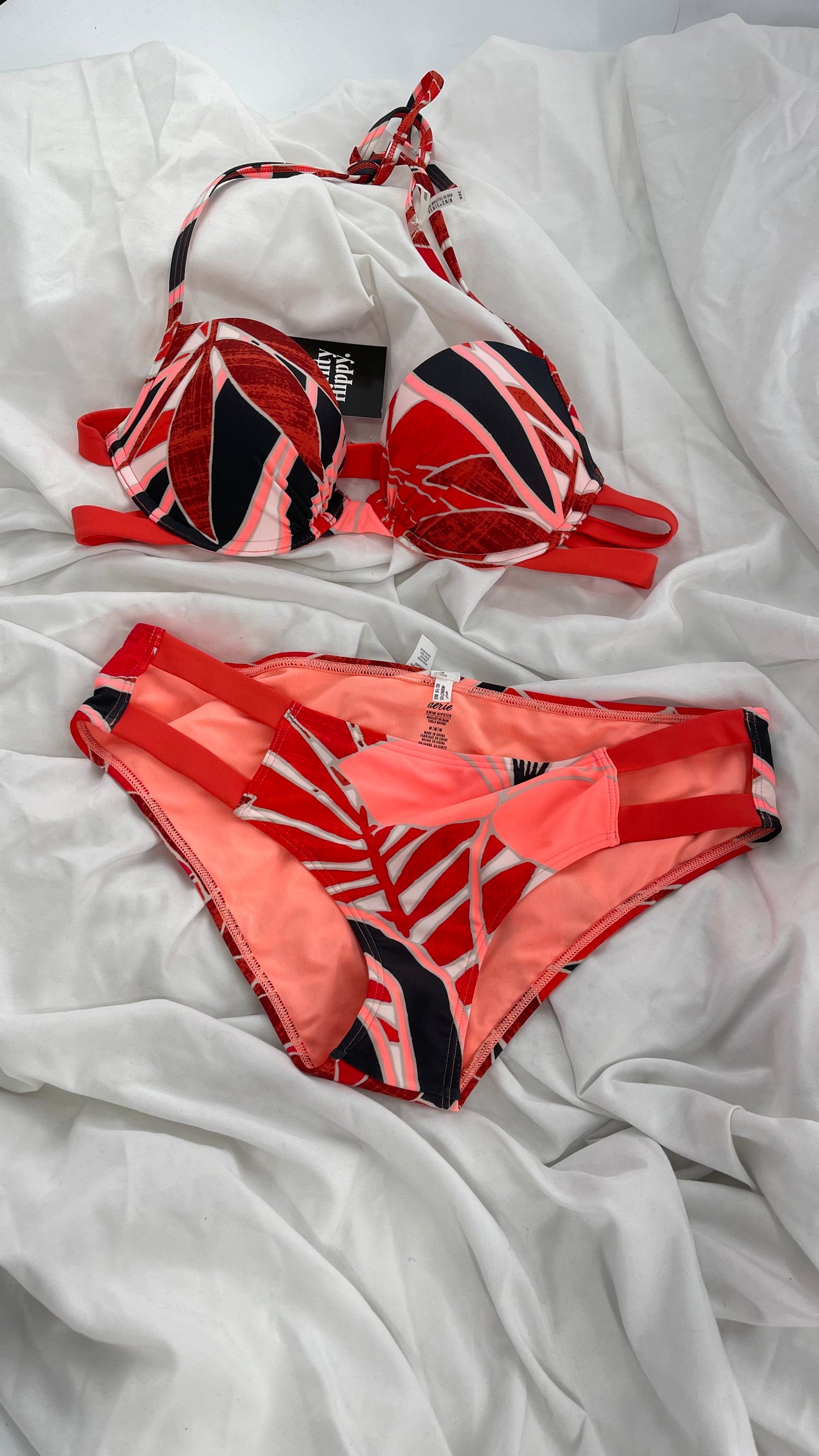 AERIE Swim Set with Palm Leave Patterns (36B/M)