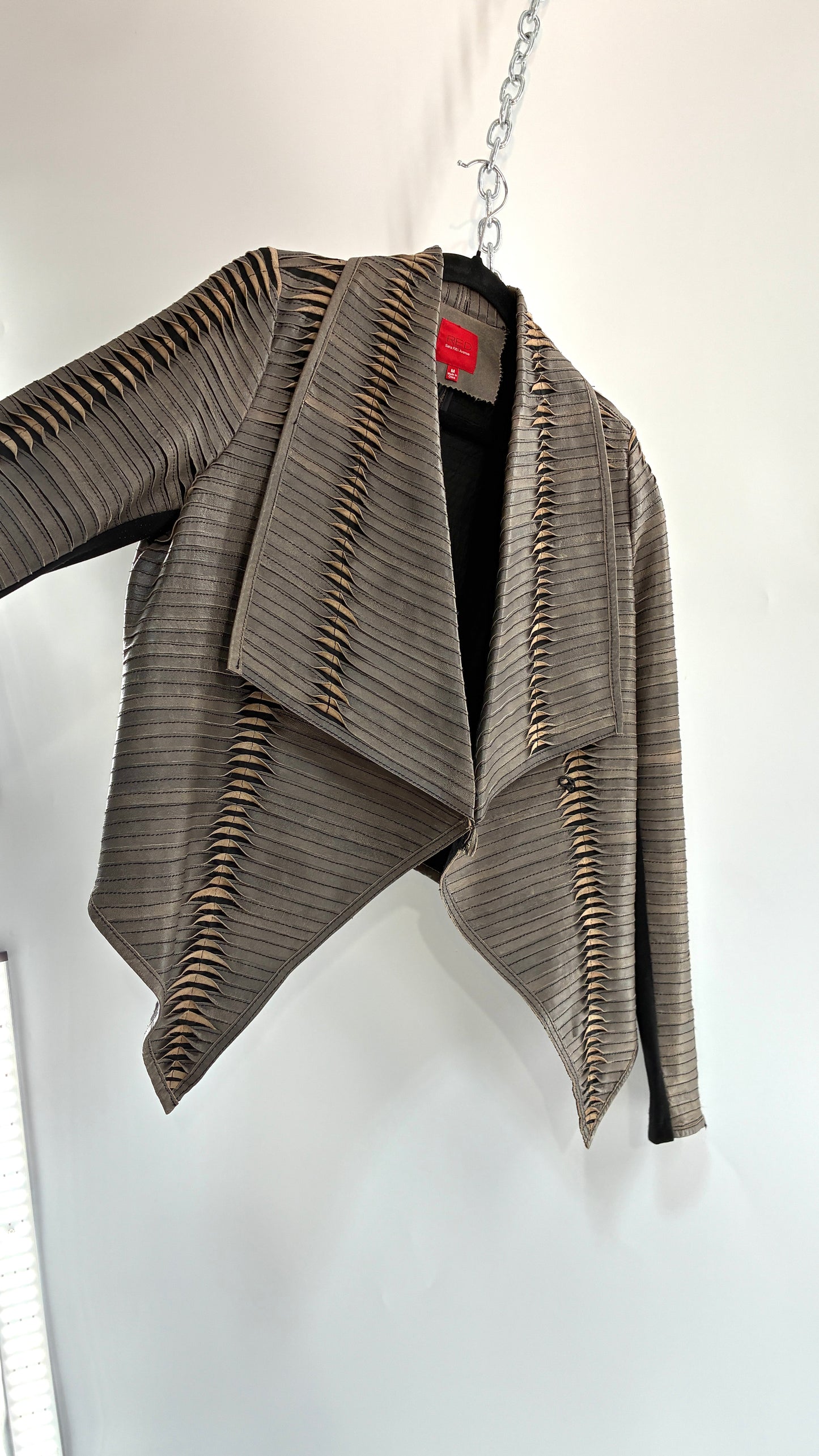RARE Vintage RED Sak’s Fifth Avenue Genuine Leather Paneled Zip Cuff Jacket (Medium)