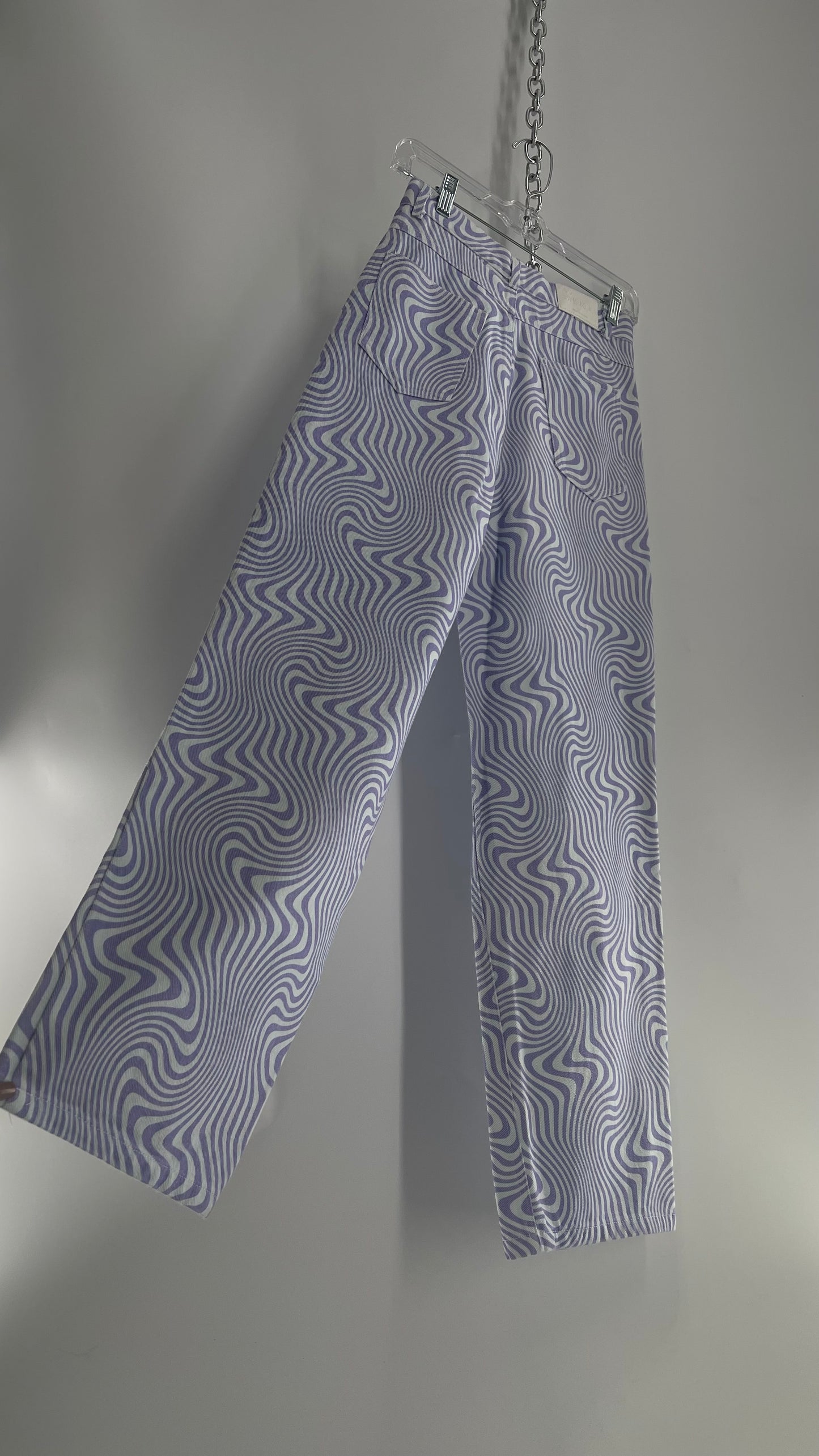 Shekou New Zealand Wavy Patterned Straight Legs (Small)