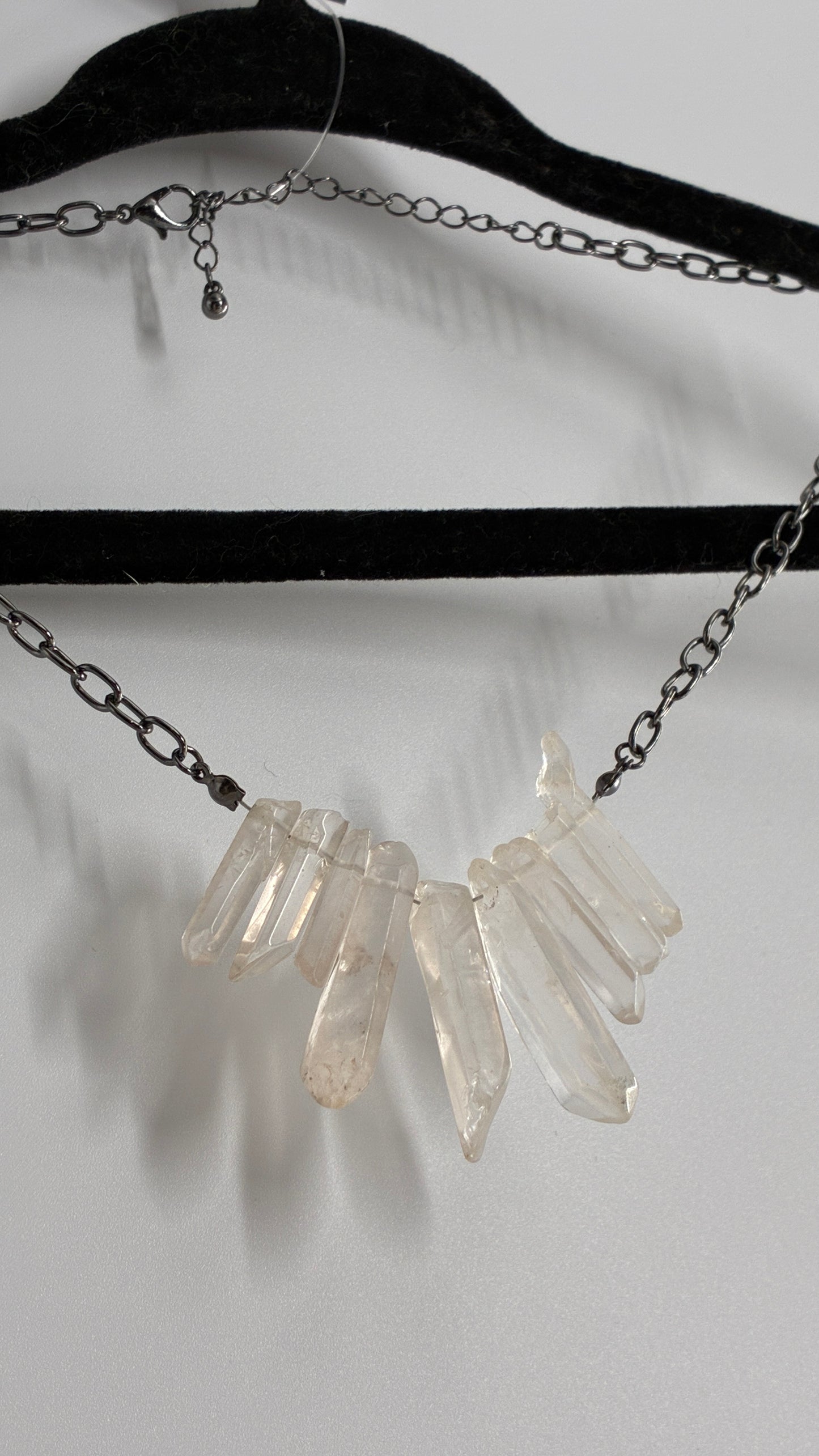 Crystal Shards Choker Necklace