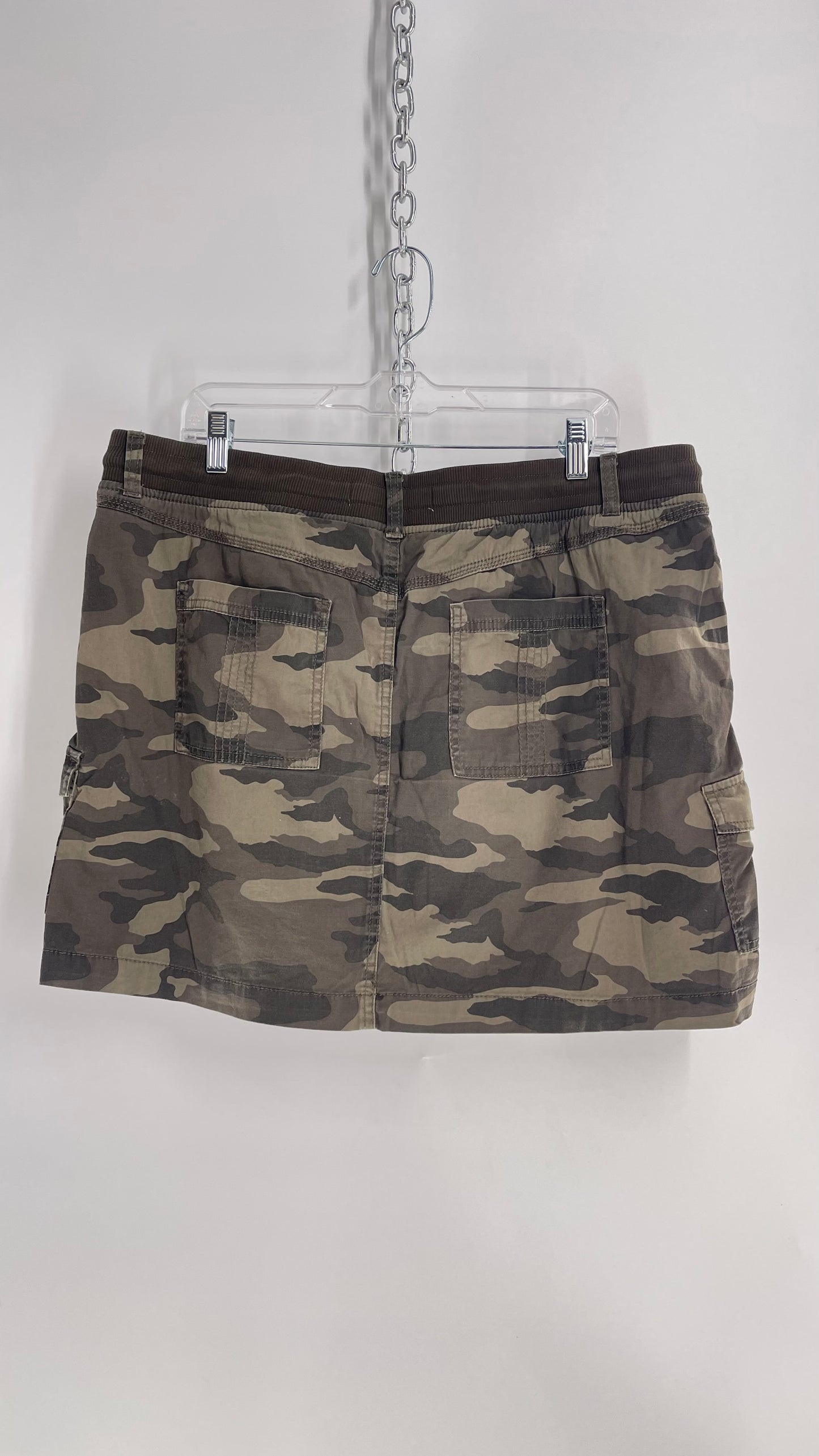 Vintage Camo Mini Skirt with Cargo Side Pockets (XL)