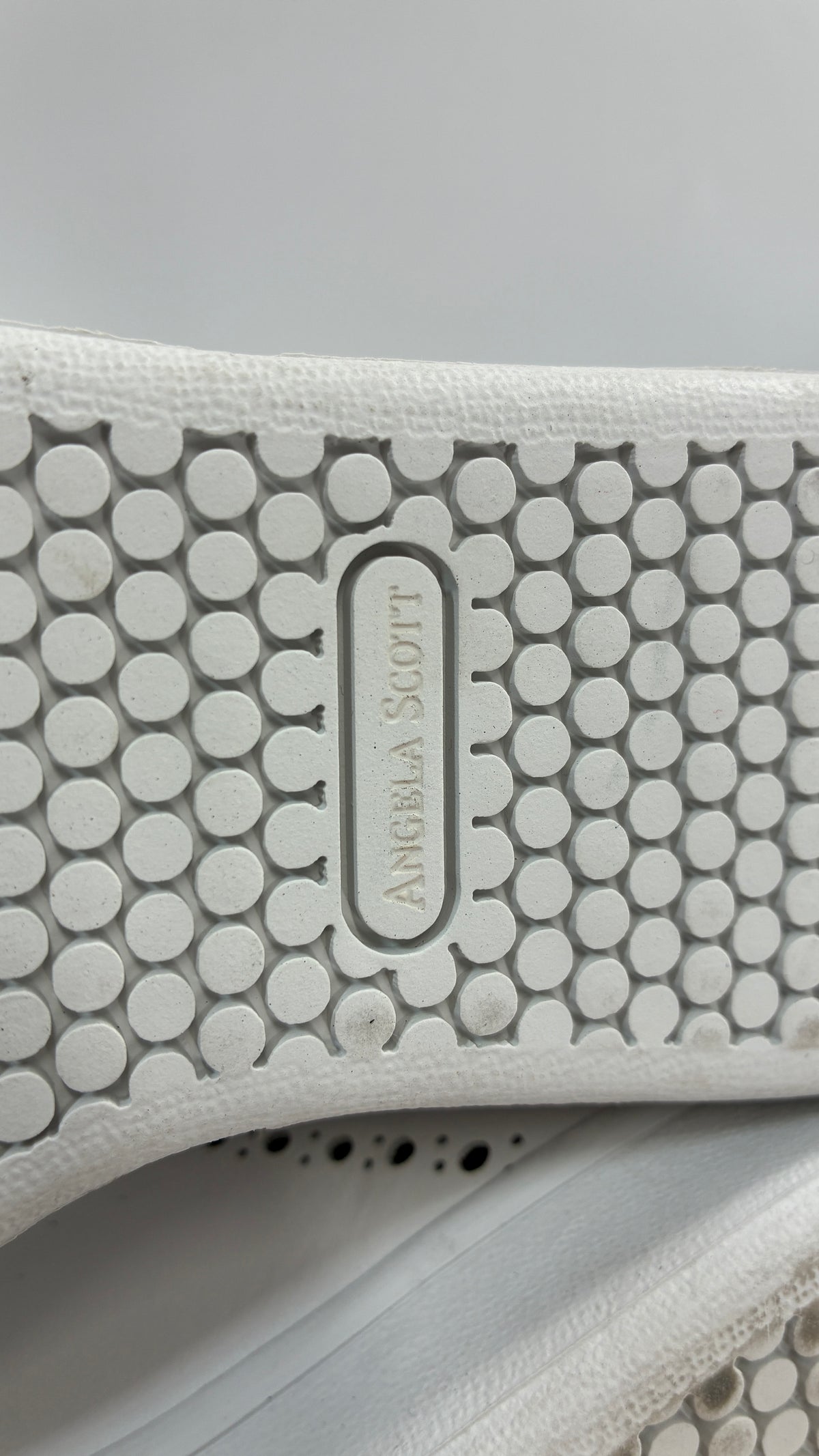 THE OFFICE OF ANGELA SCOTT Sneaker Made in Portugal (36)