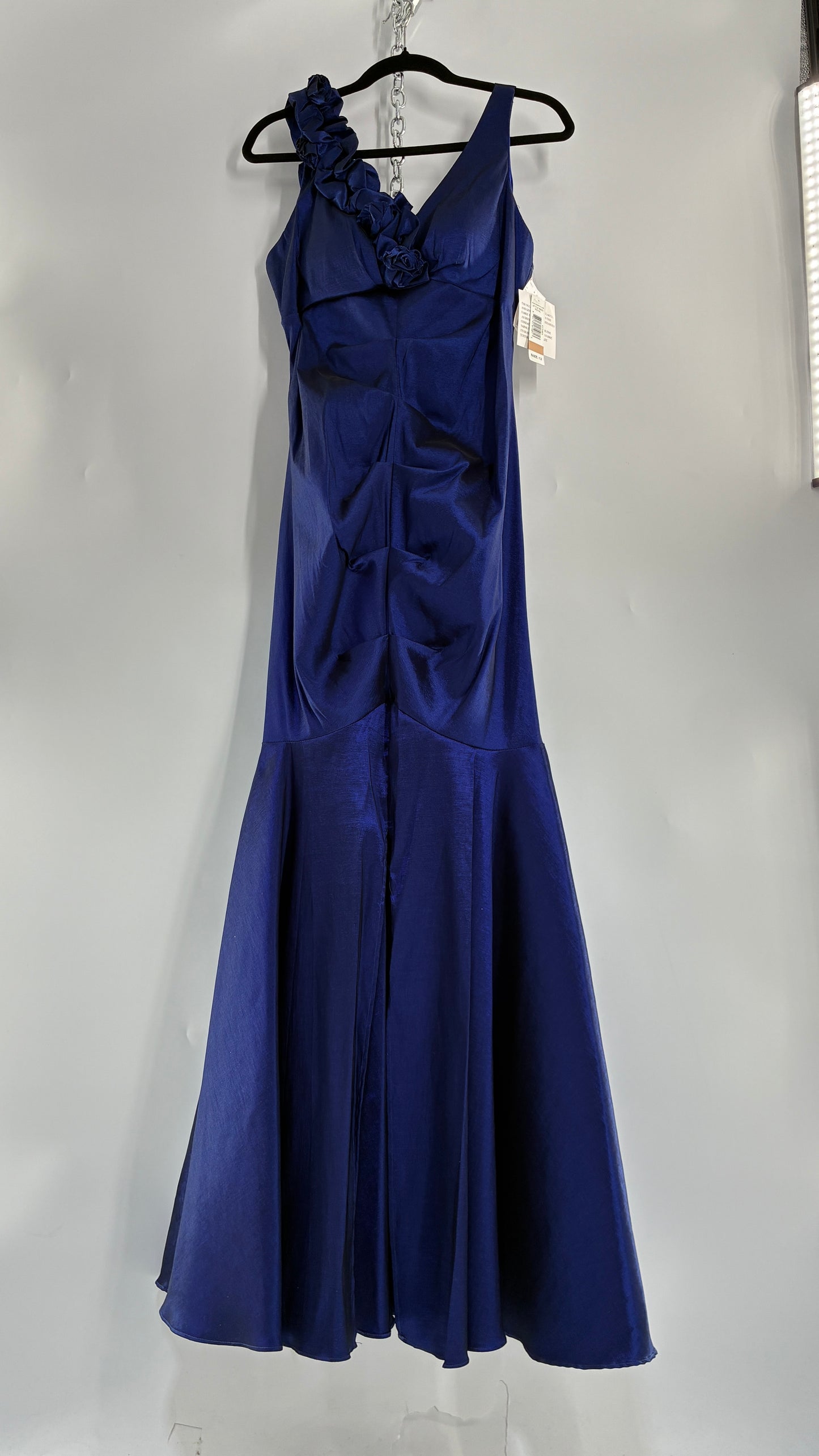 Deadstock Vintage Iridescent Metallic Taffeta Royal Blue Ruched Bodice and Floral Appliqué Gown (12)