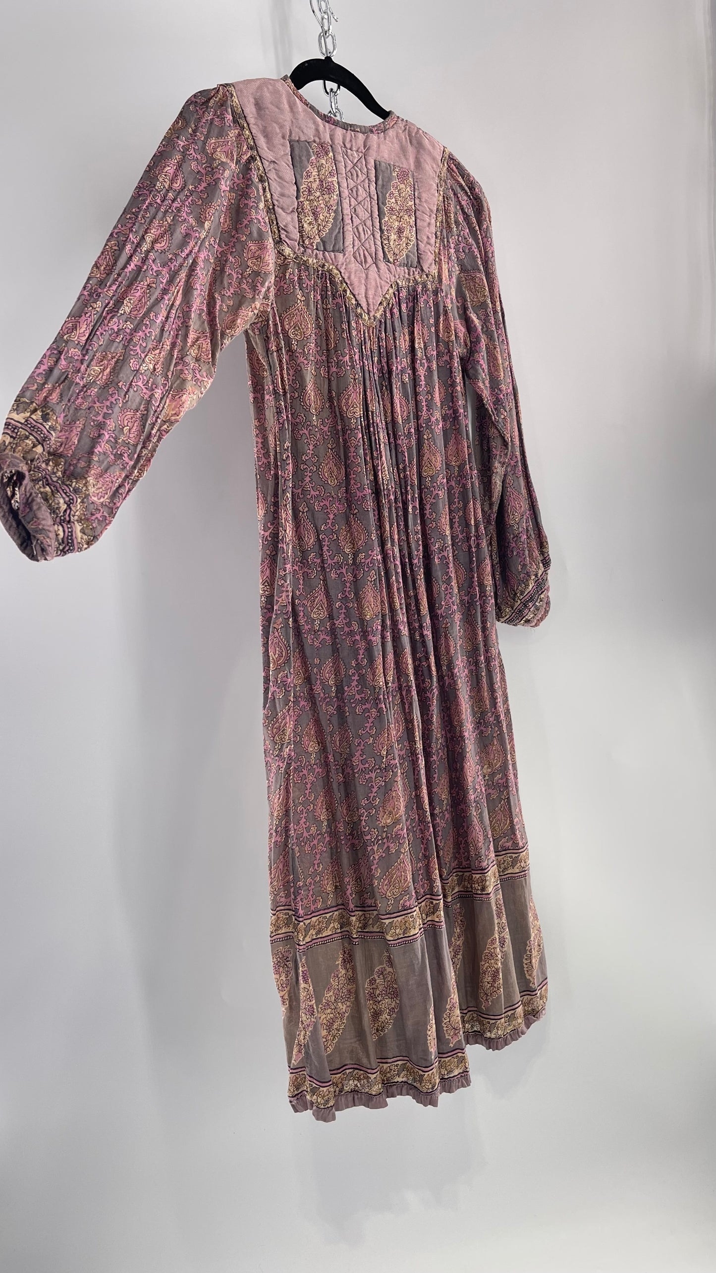 Vintage 1970s Handmade Dusty Purple Full Length Dress with Paisley Pattern and Quilted Neckline (Small)