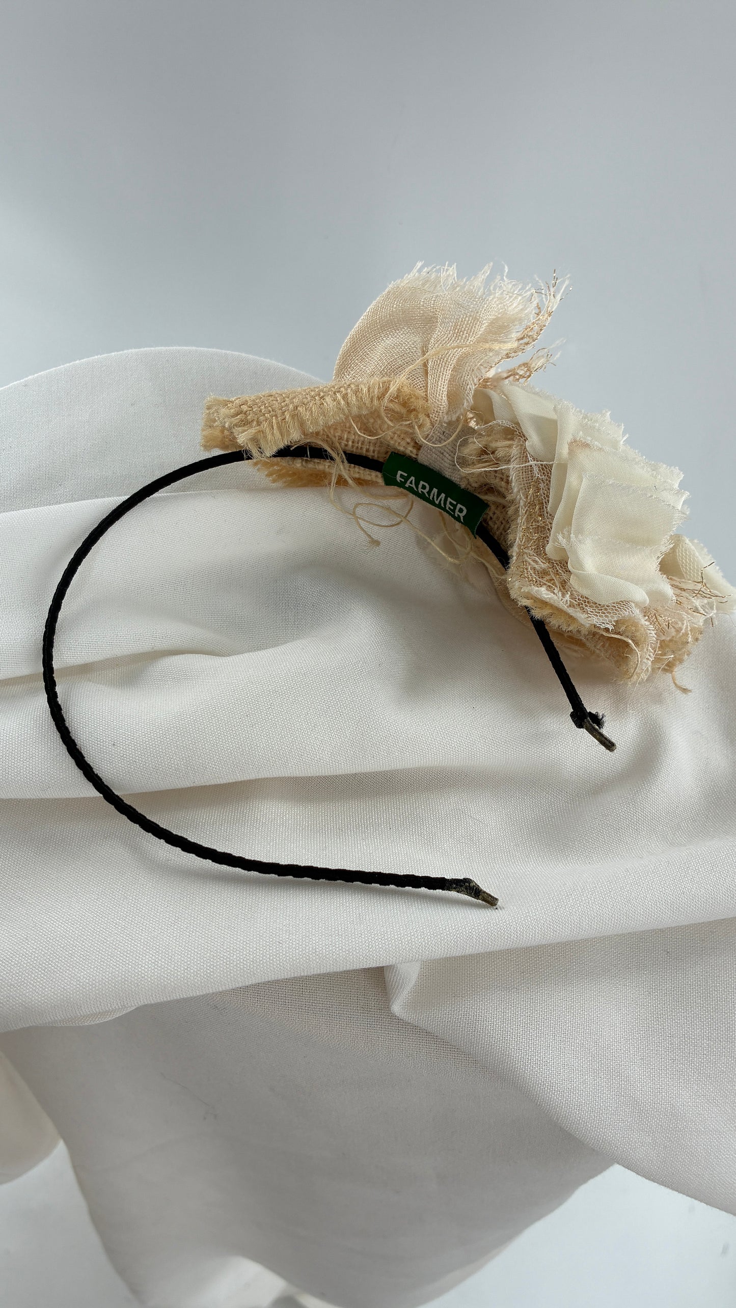 Vintage FARMER Handmade Discrete Headband with Oversized Beige Gold Bow Appliqué