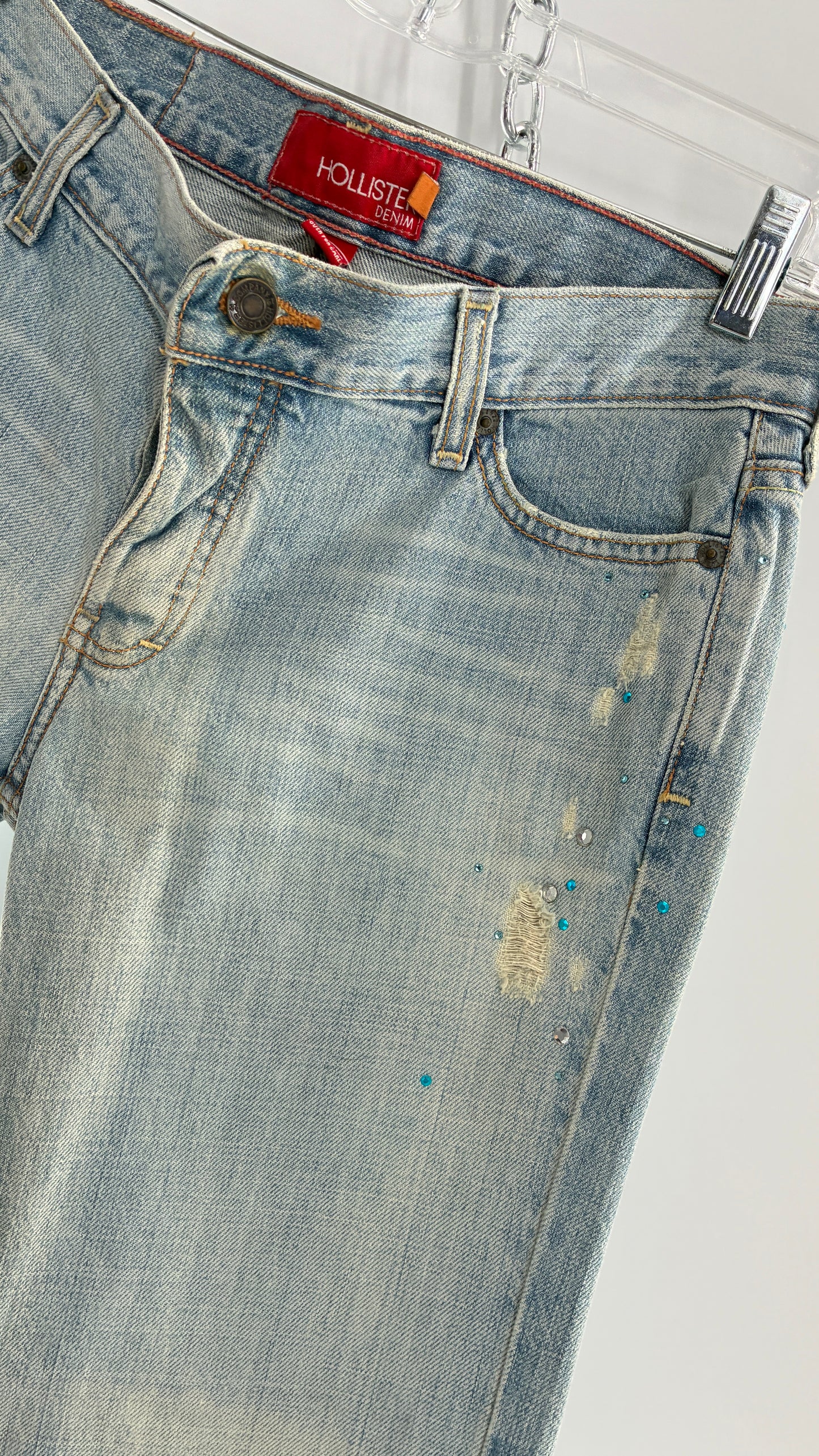 Vintage HOLLISTER Light Wash Distressed Jeans with Rhinestone Details (7)