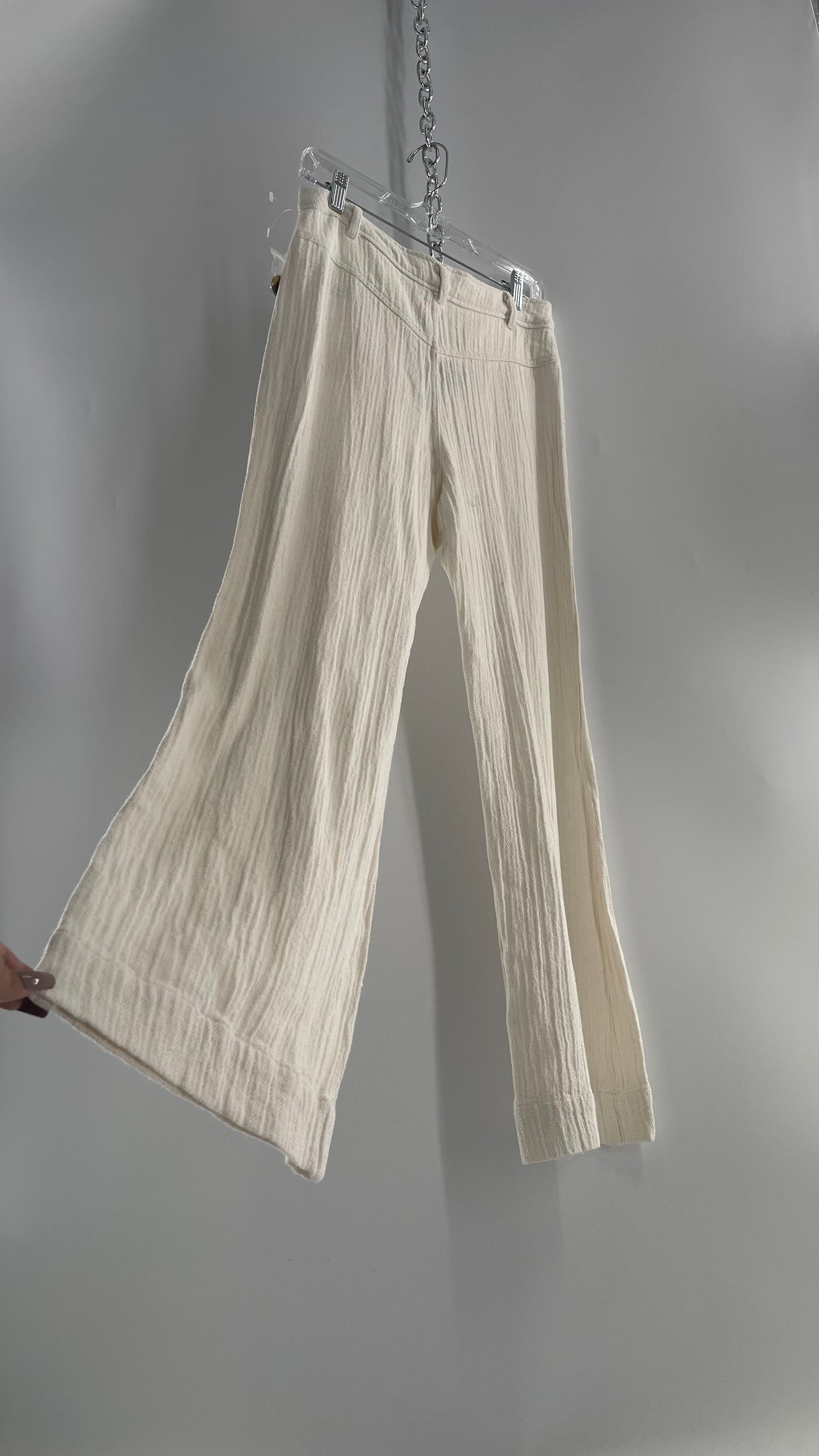 Free People White 55% Linen 45% Cotton Crimped Kickflare with Double Pockets and Brown Tropical Style Button (8)