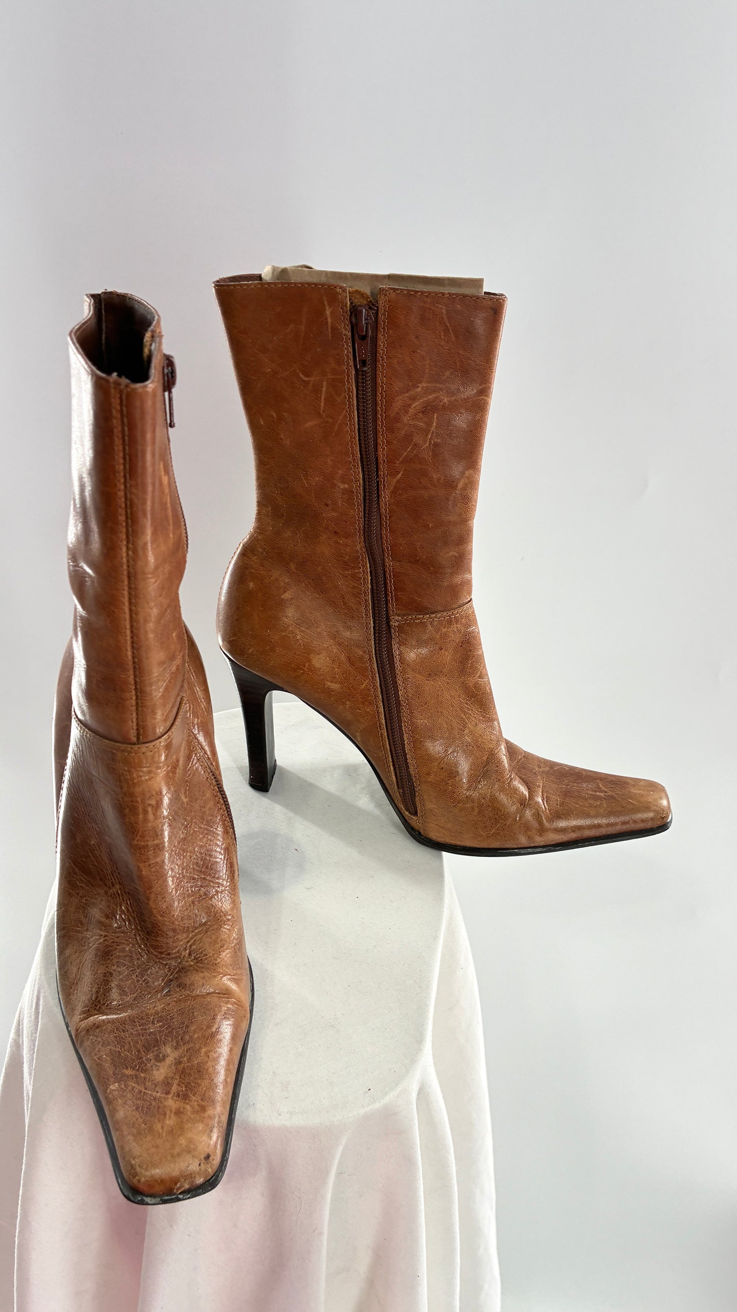 Vintage 1990s STEVE MADDEN Joesie Distressed Leather Pointed Square Toe Booties Made in Brazil (8)