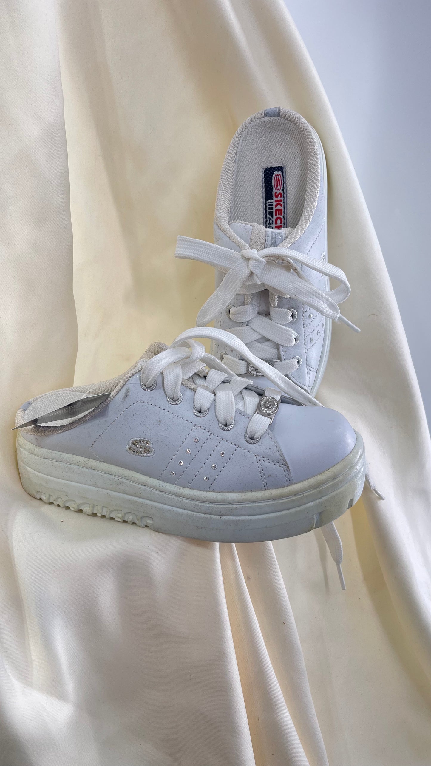 Vintage White Sketchers Slip on Platform Jammer Sneakers with Bedazzled Details (6)