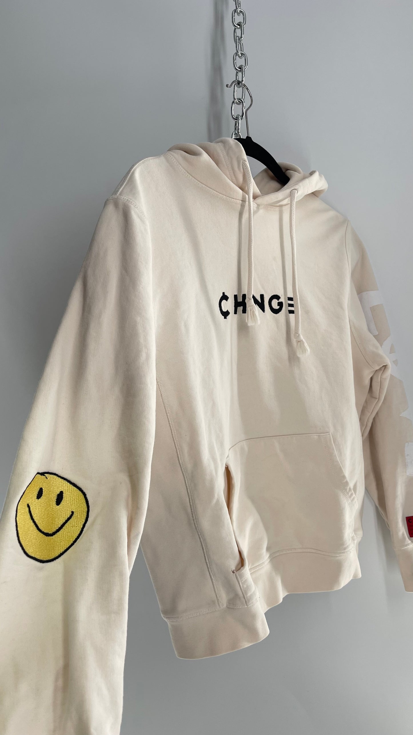 CHANGE Off White Embroidered Graphic Hoodie (Small)