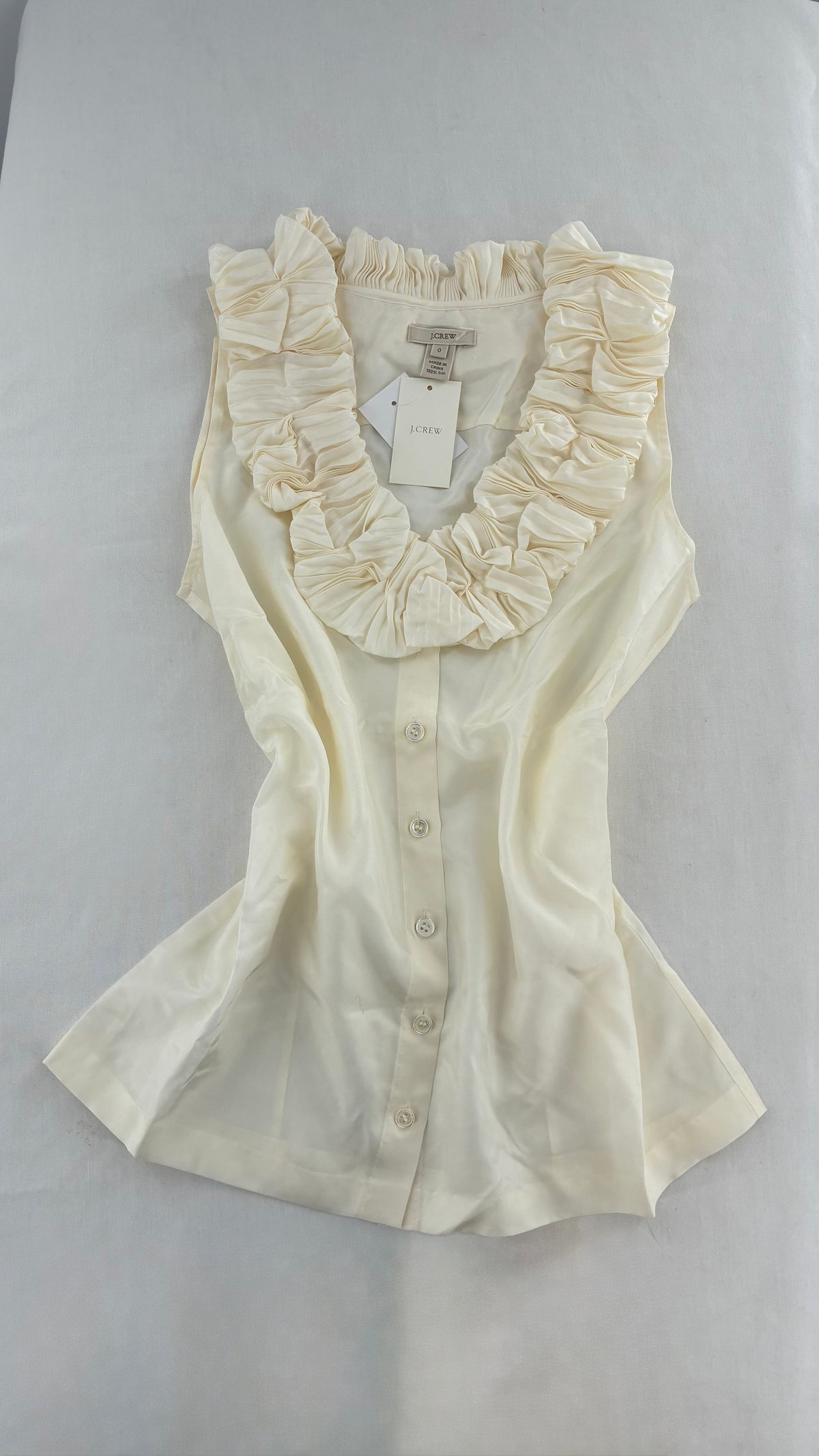 Vintage JCREW Ivory 100% Silk Button Front Sleeveless with Ruffled Neckline (0)