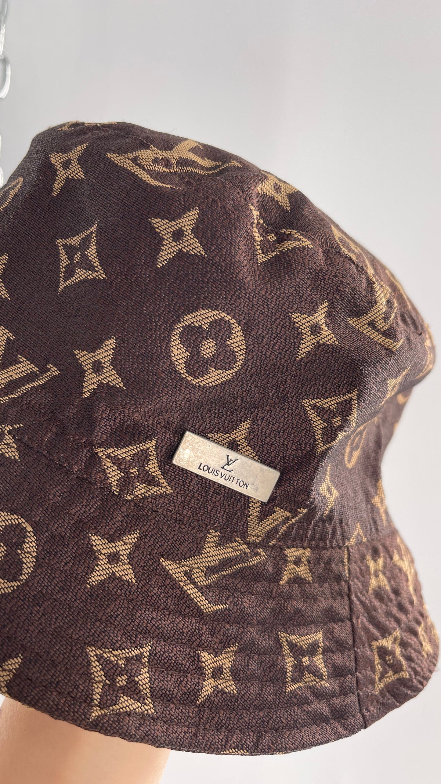 Unauthenticated Louis Vuitton Brown Monogram Bucket Hat