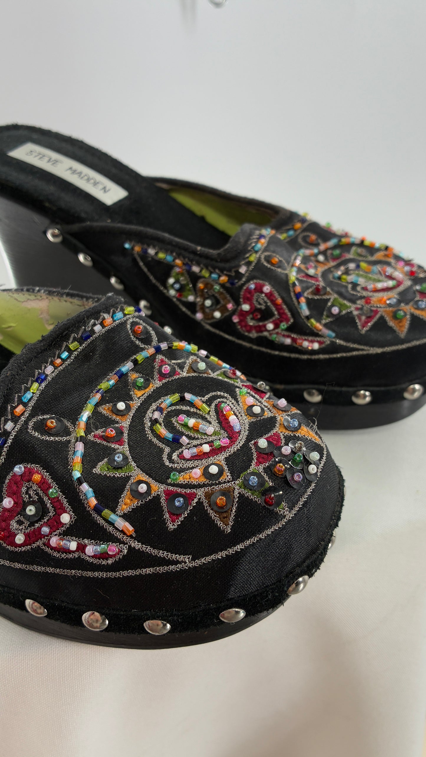 Vintage 1990s STEVE MADDEN Black Wooden Heel Clogs with Embroidered and Beaded Design (7.5)