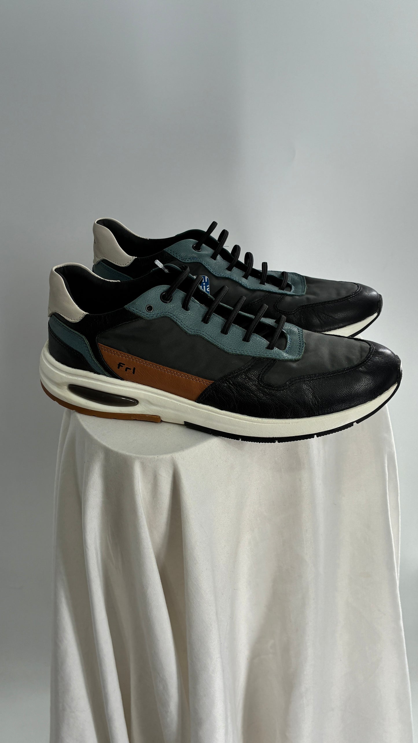 FERRICELLI Imported Men’s Light Weight Sneaker with Tags Attached (10.5)