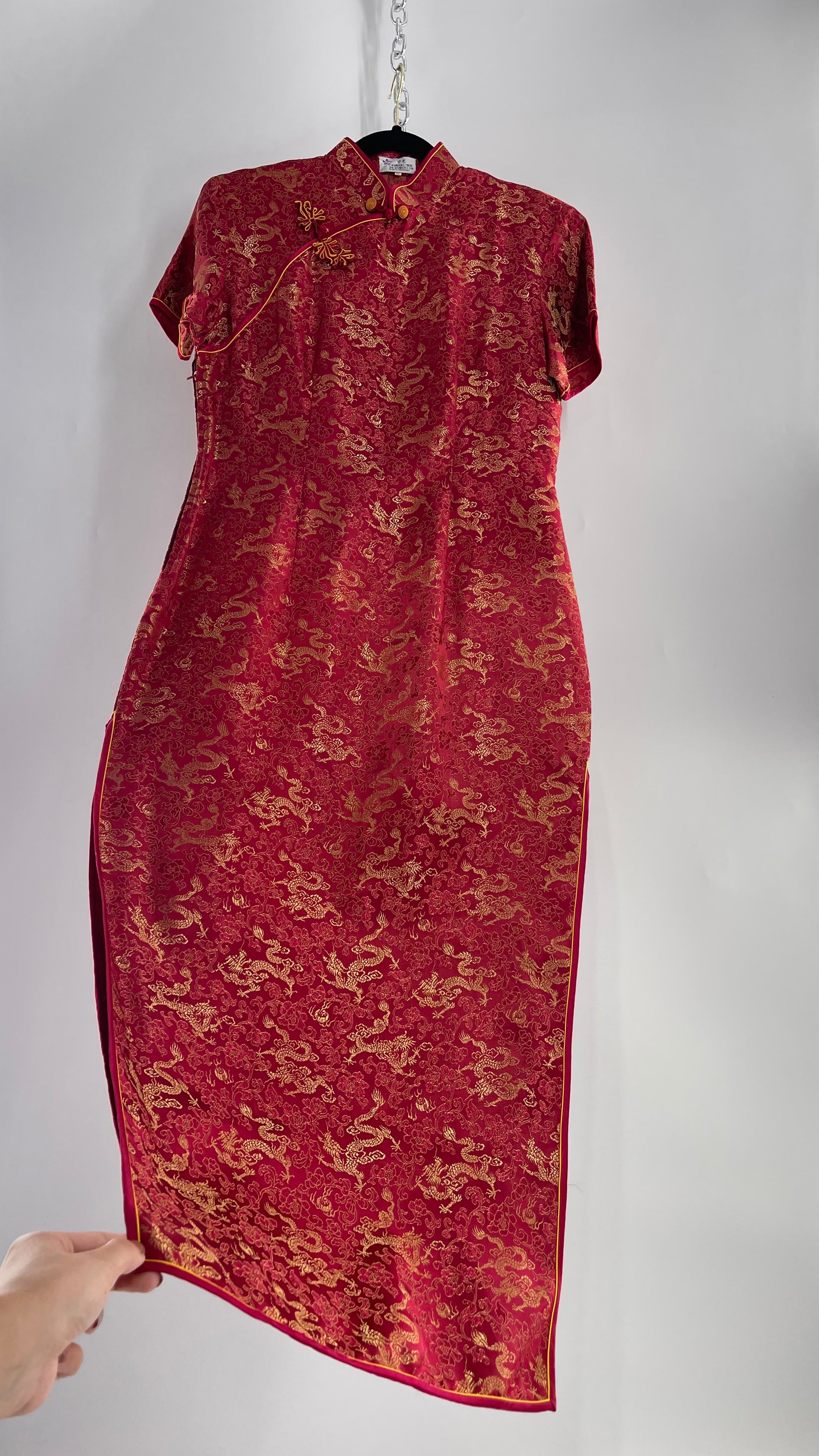 Vintage 1980s Chinese Red Silk Dragon Motif Printed/Embroidered Qipao The Thrifty Hippy Vintage 1980s Chinese Red Silk Dragon Motif Printed/Embroidered Qipao The Thrifty Hippy